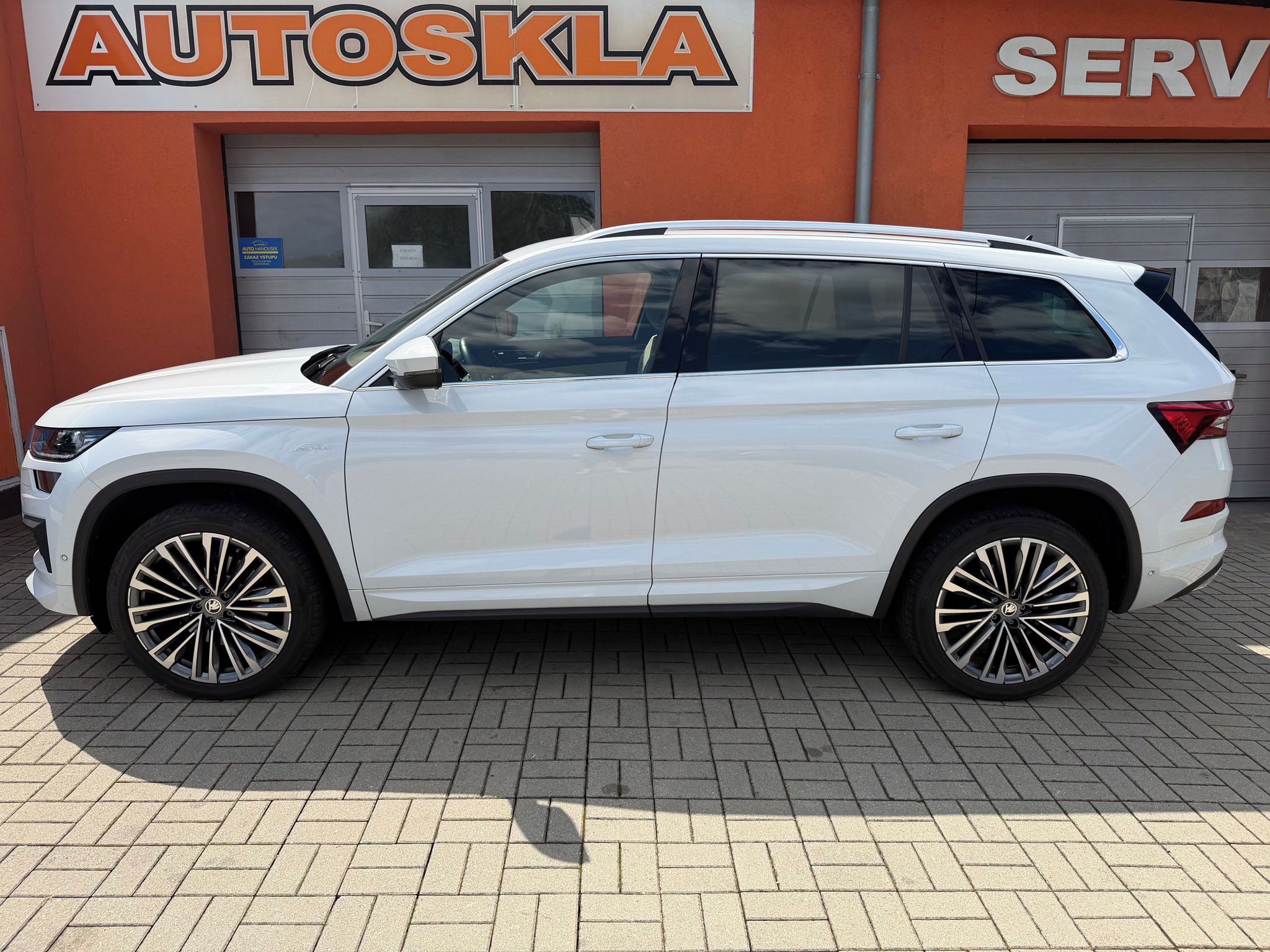 Škoda Kodiaq, 2.0 TSI DSG 4x4 Laurin & Kleme - fotka 3