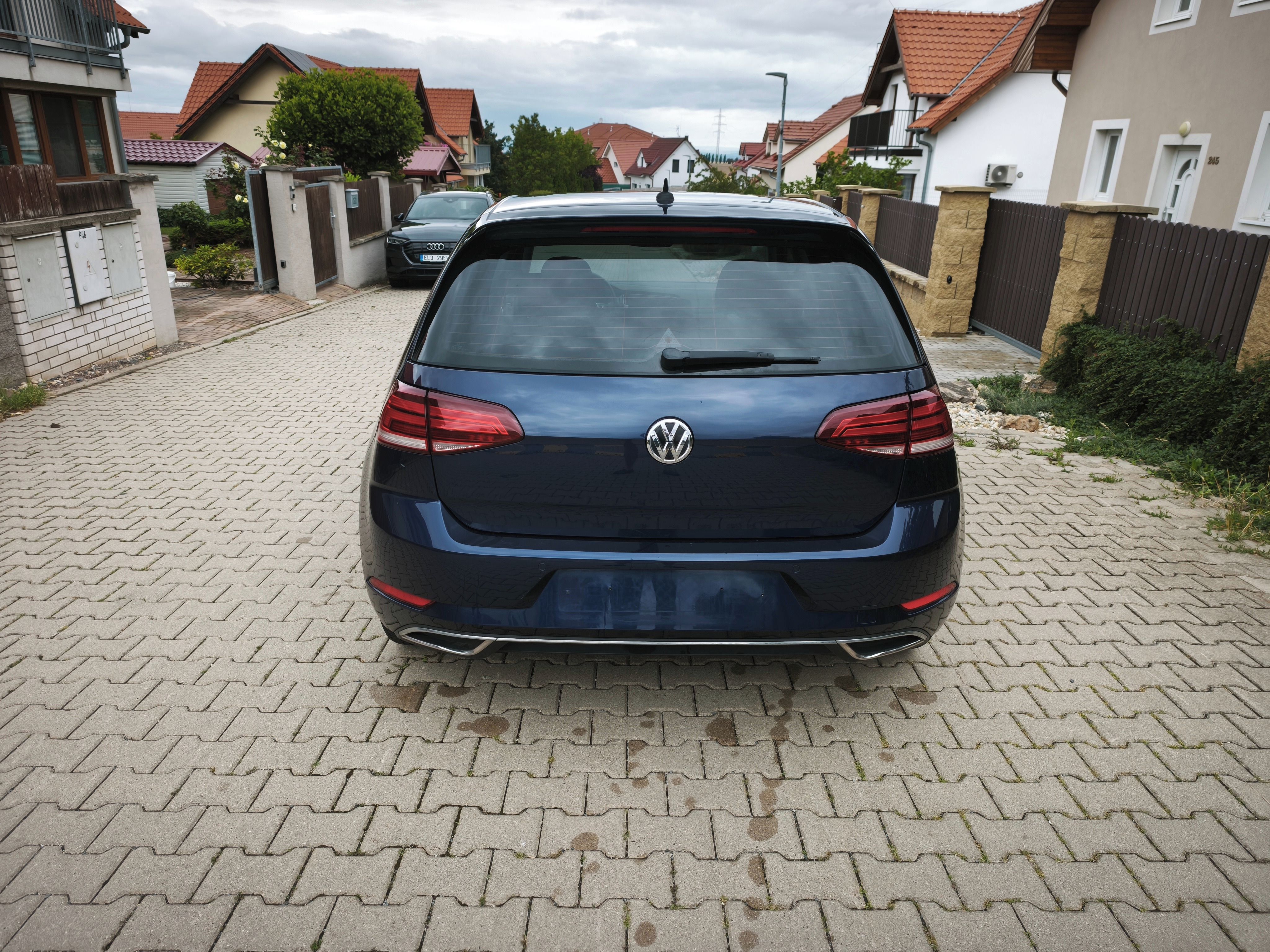 Volkswagen e-Golf, Digikok*TČ*výhřev*Kessy*SoH93% - fotka 4