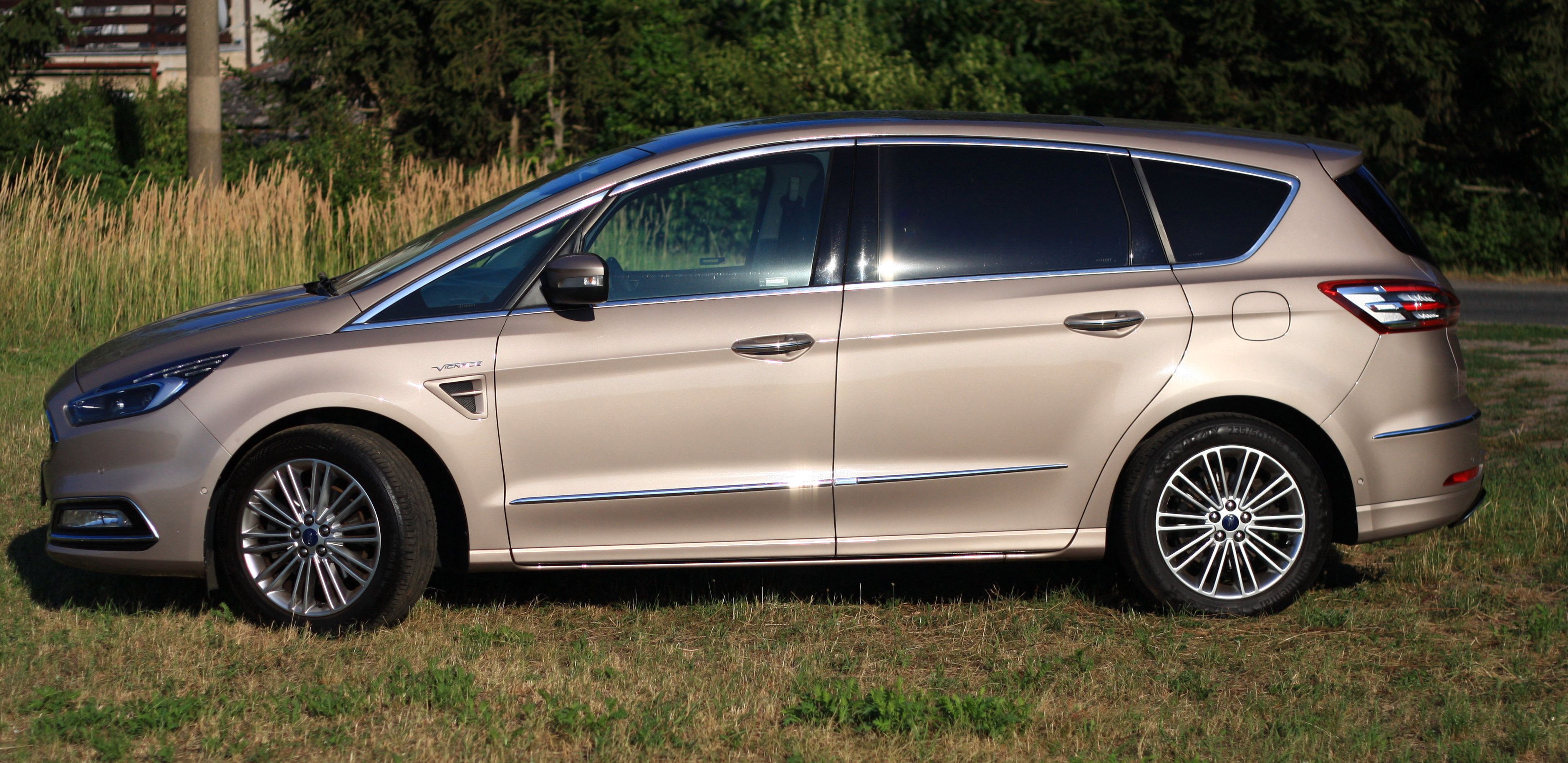 Ford S-MAX, Vignale, 132kW, aut., Webasto - fotka 6