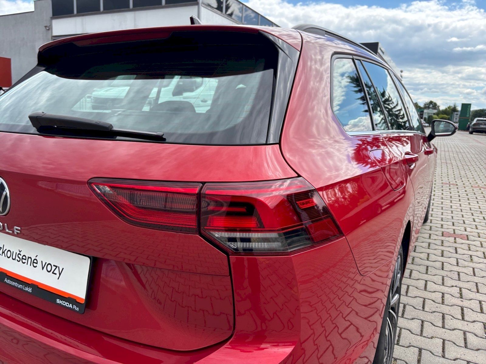 Volkswagen Golf, GOLF VARIANT STYLE 1,5 TSI 6G - fotka 6