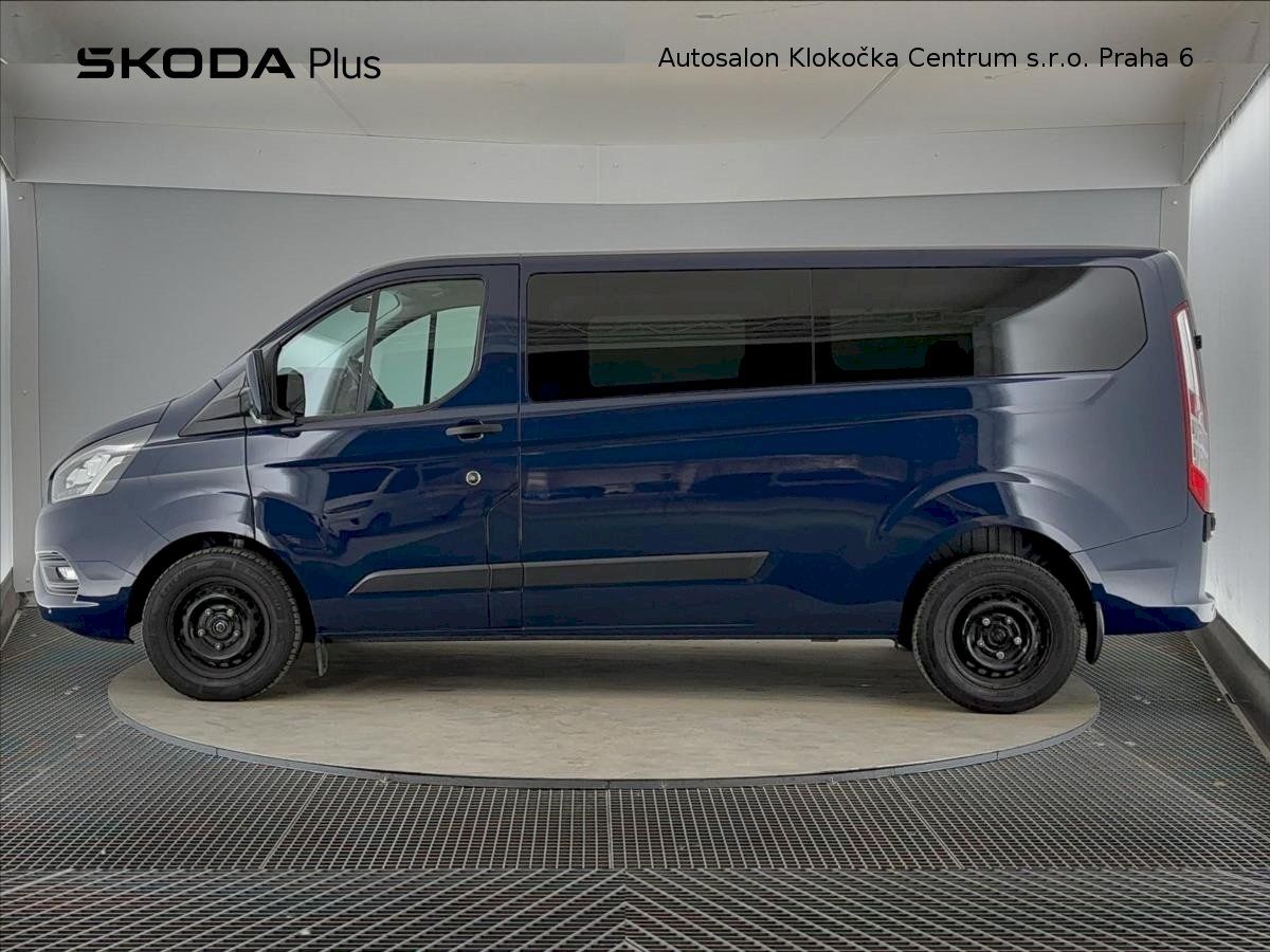 Ford Transit Custom, EcoBlue96 kW L2 9.míst - fotka 3