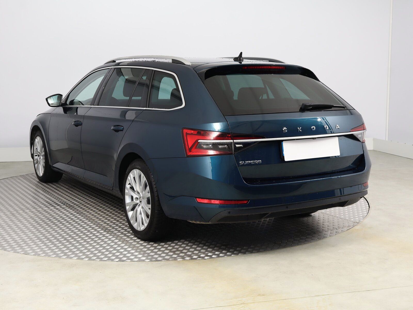 Škoda Superb, 2.0 TDI, Style, Automat - fotka 4