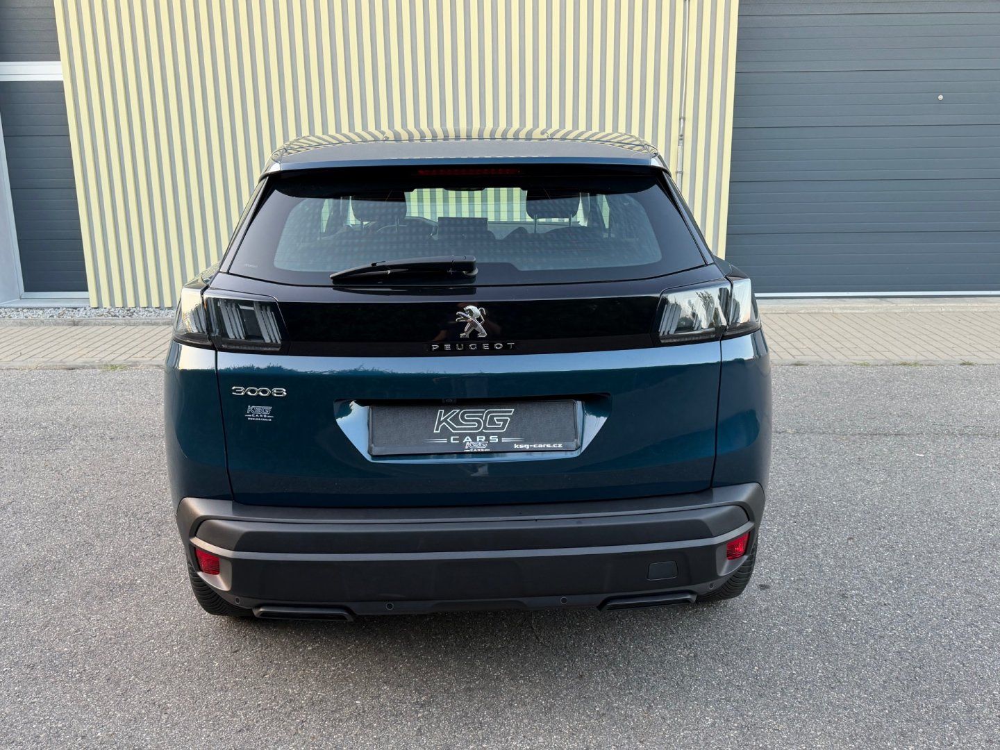 Peugeot 3008, 1.2PT 96kW Navigace! Kamera! - fotka 6