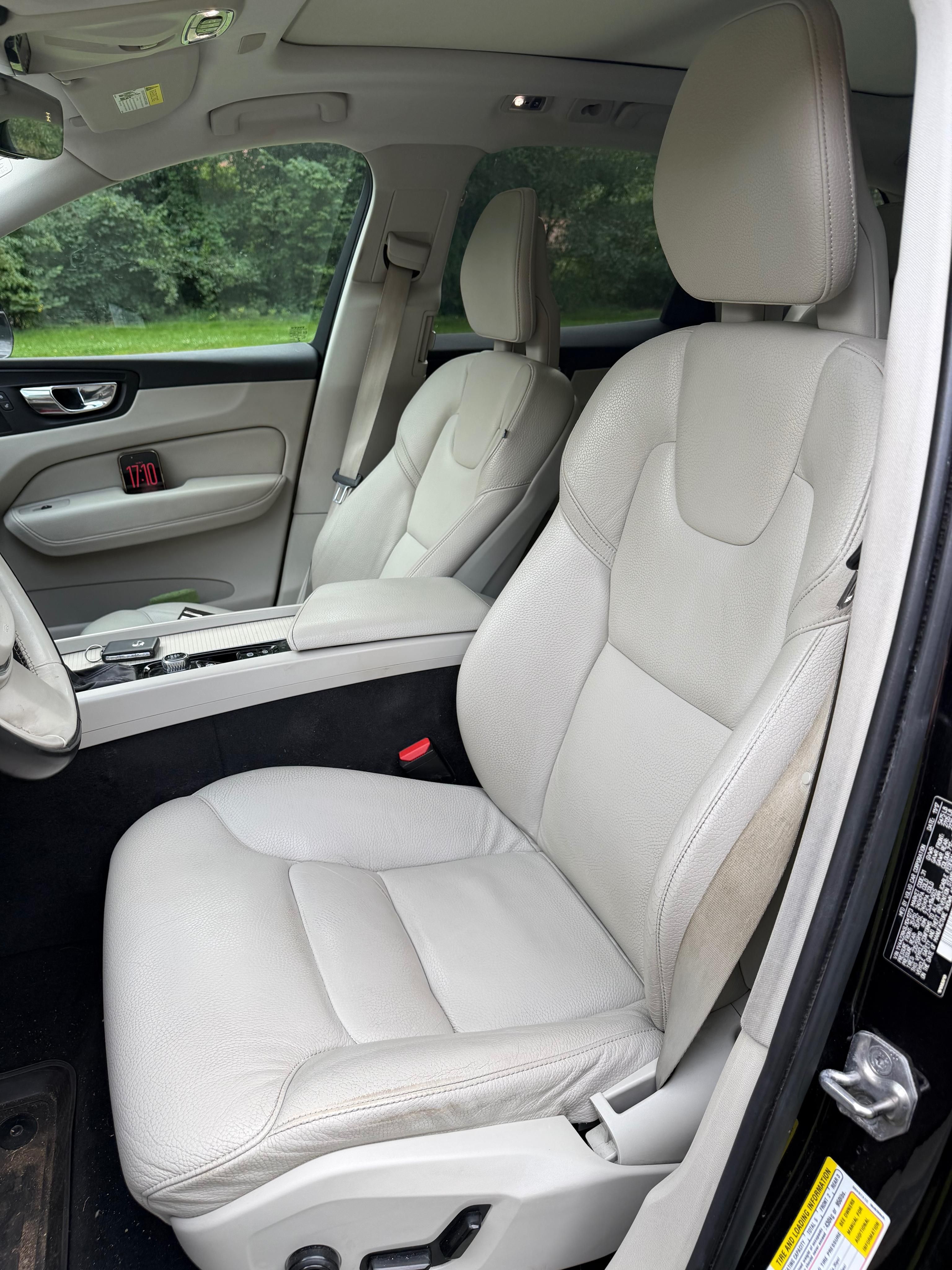 Volvo XC60, 2.0 T6 - fotka 5