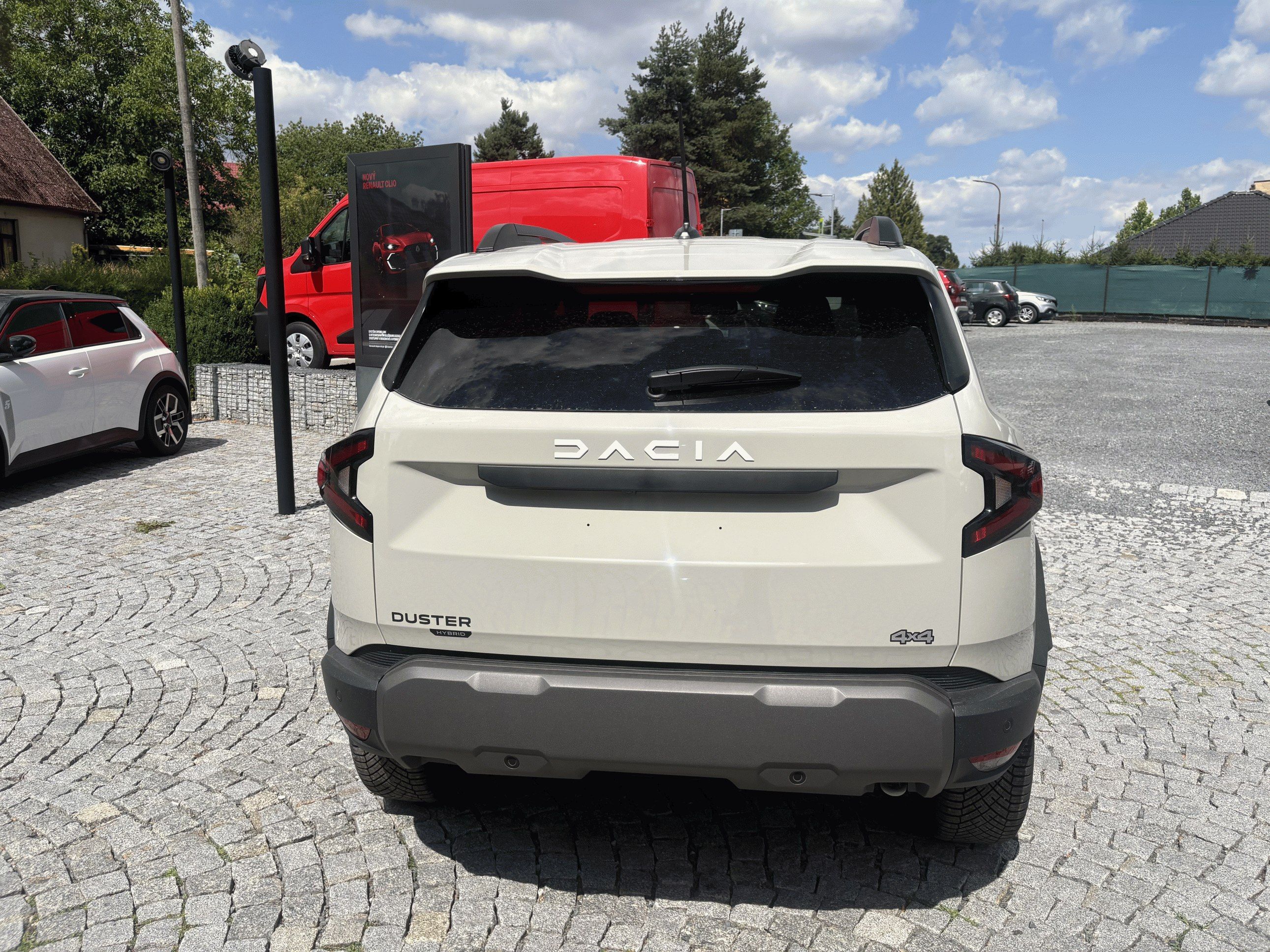 Dacia Duster, Journey hybrid-G 150 4x4 - fotka 6