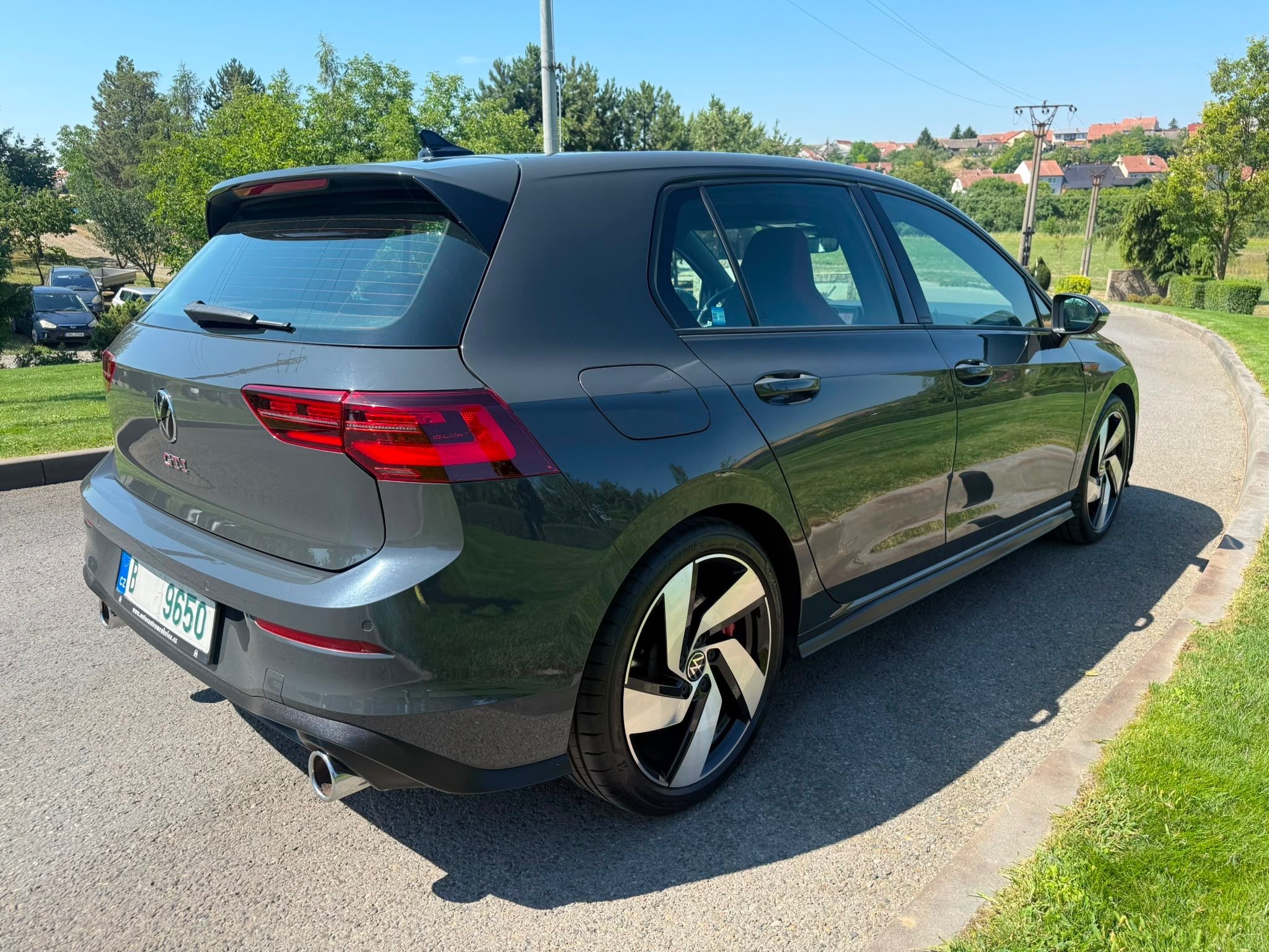 Volkswagen Golf, 2.0 GTI DSG TOP 180KW - fotka 5