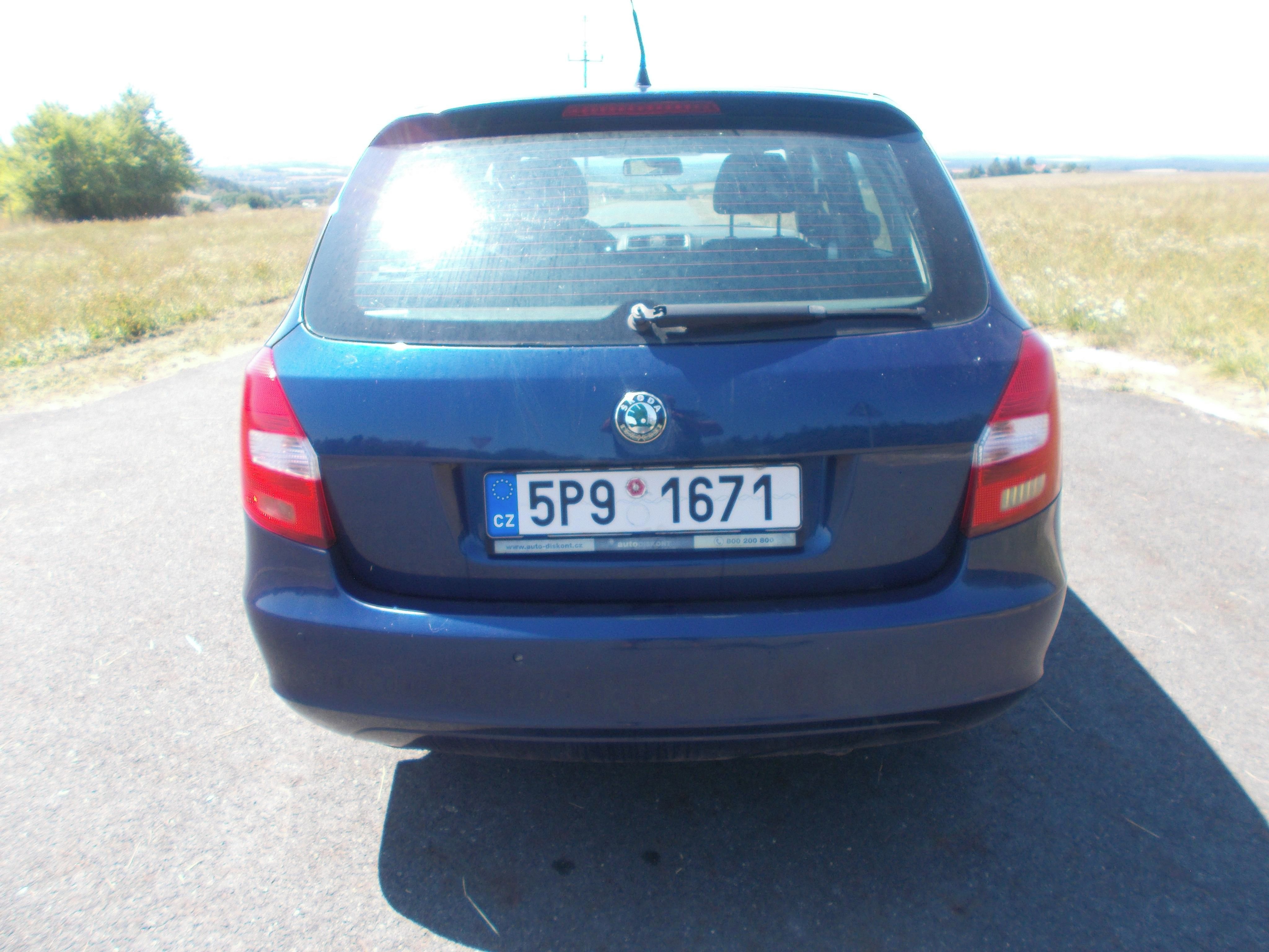 Škoda Fabia, 1,6 TDI 77kw koup ČR 2 majitel - fotka 4