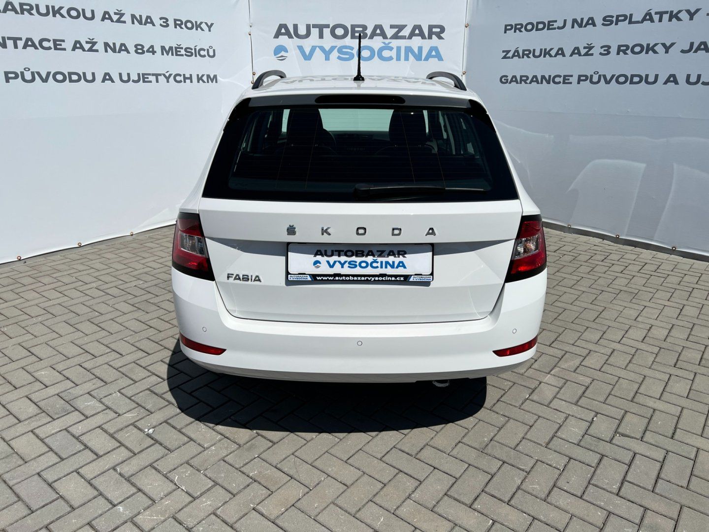 Škoda Fabia, Com.1.0TSi ČR+1.maj.! Výhřevy! - fotka 5