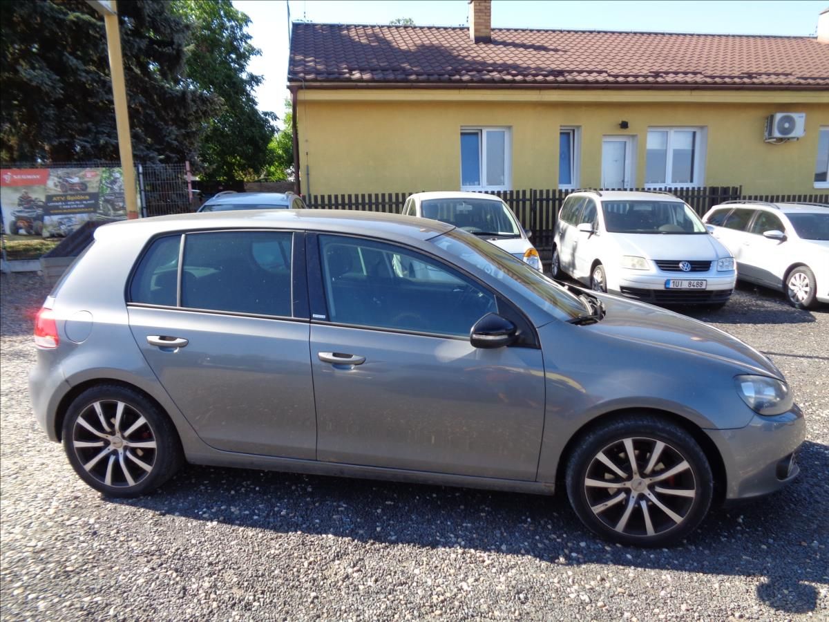Volkswagen Golf, 1,2 tsi - fotka 2