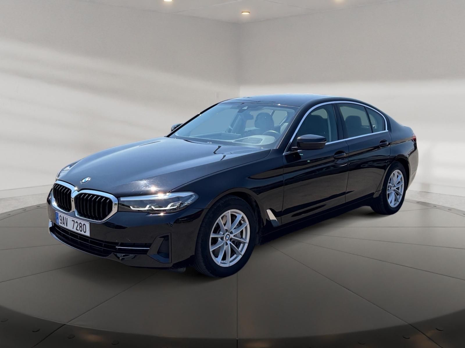 BMW Řada 5, xDRIVE 530d 210kW 4x4 CZ DPH