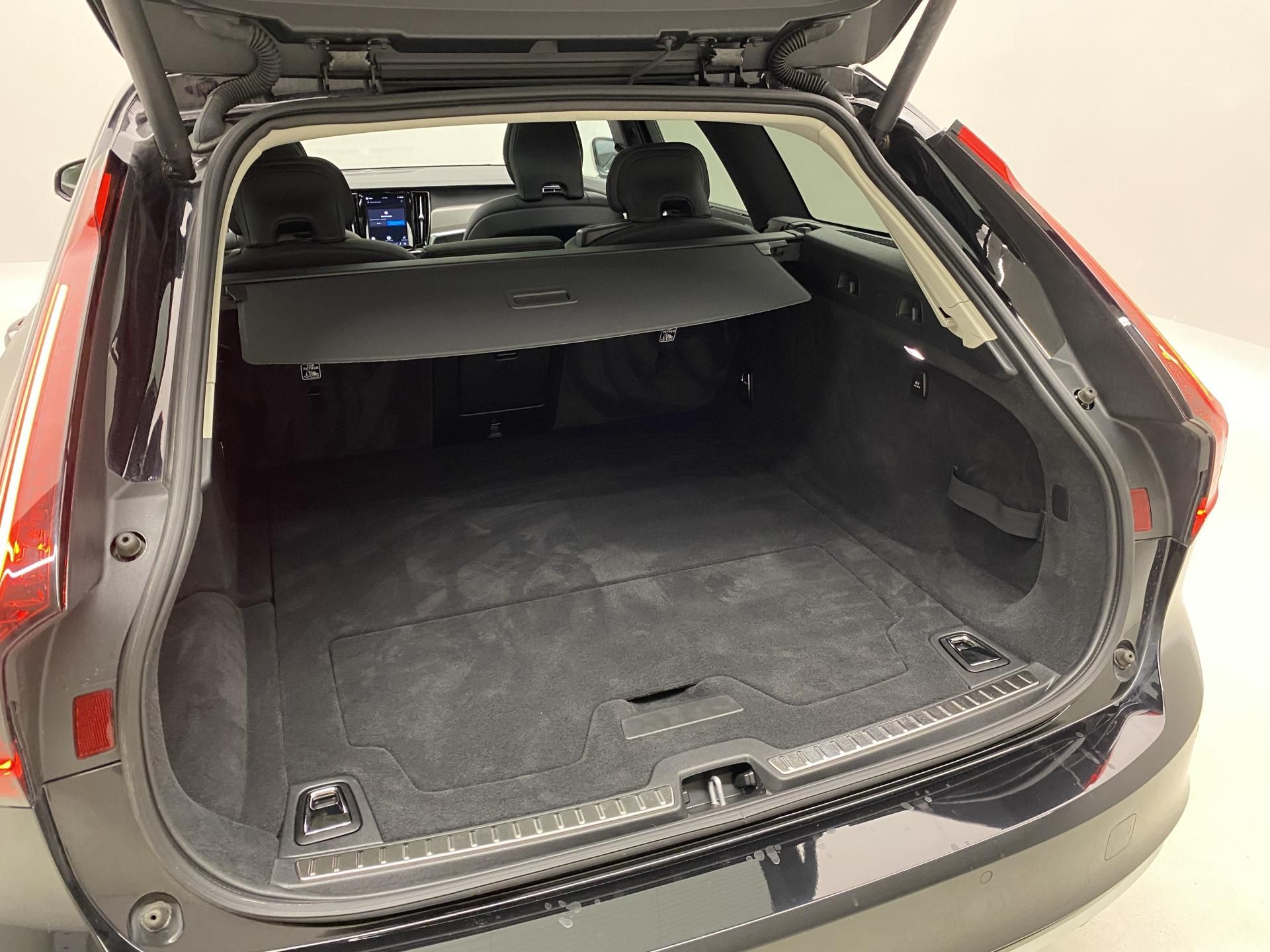 Volvo V90, T6 AWD RECHARGE BRIGHT PLUS - fotka 6