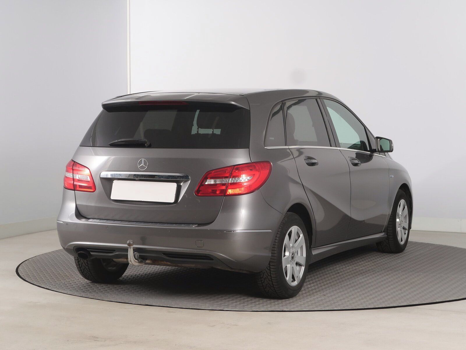 Mercedes-Benz Třídy B, 180 CDI, Kožené sedačky - fotka 5