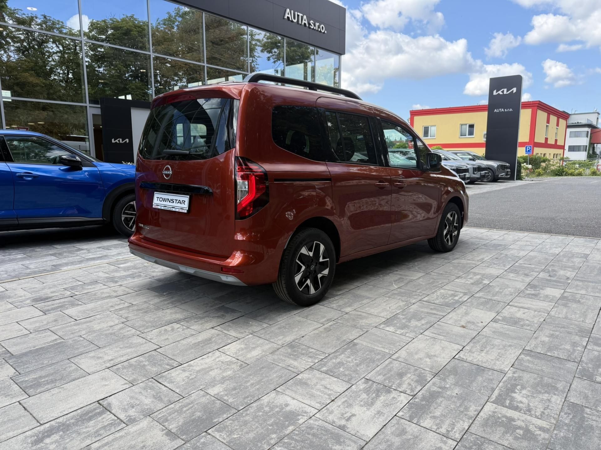 Nissan Townstar, L1 1.3 DIG-T Tekna-Terracota - fotka 5