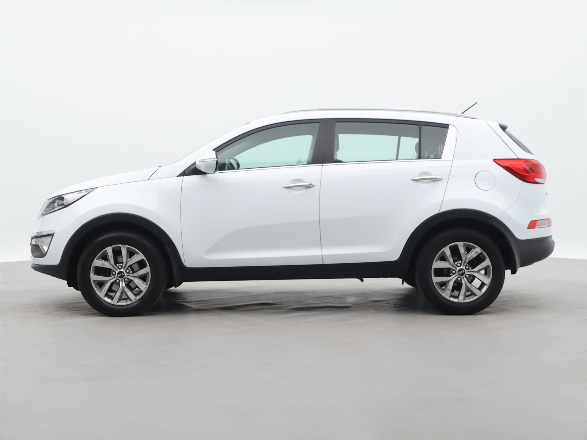 Kia Sportage, 1,7 CRDi 85kW Fifa WorldCup CZ - fotka 4