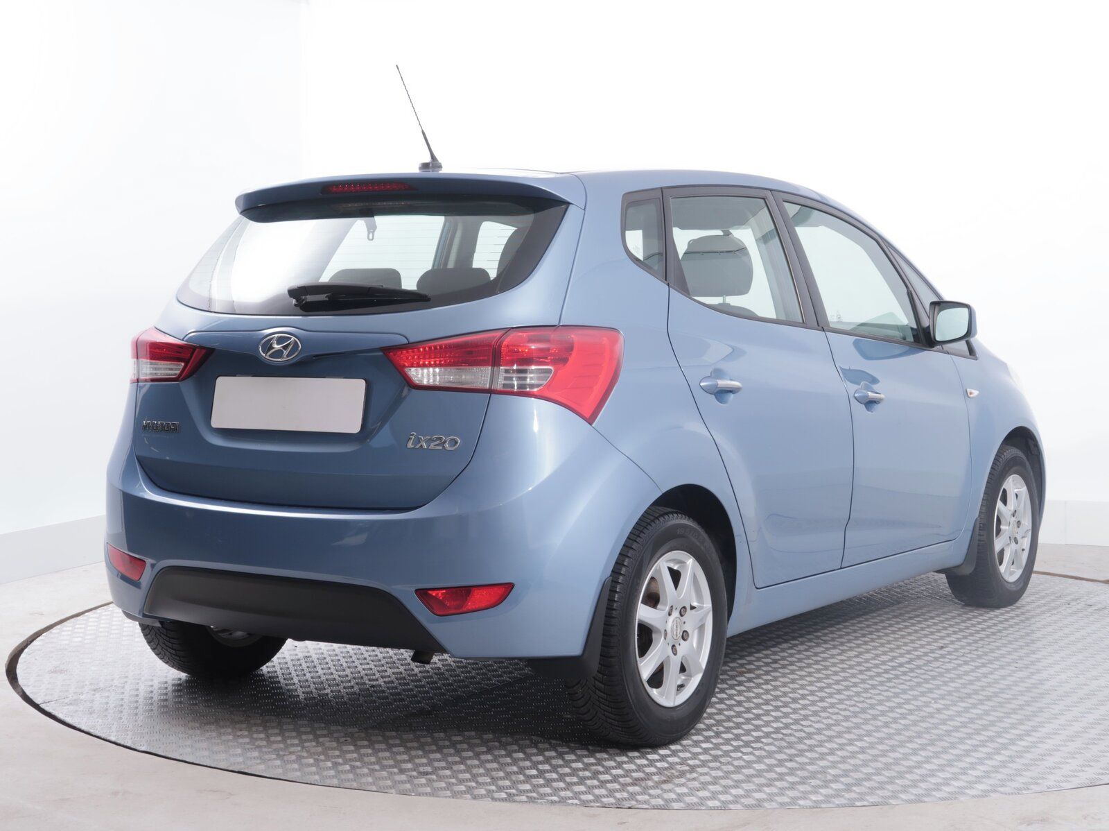 Hyundai ix20, 1.6 CVVT, ČR,1.maj, Serv.kniha - fotka 5