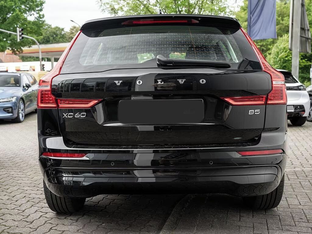 Volvo XC60, B5 2.0 Momentum Pro*Navi*Led* - fotka 4