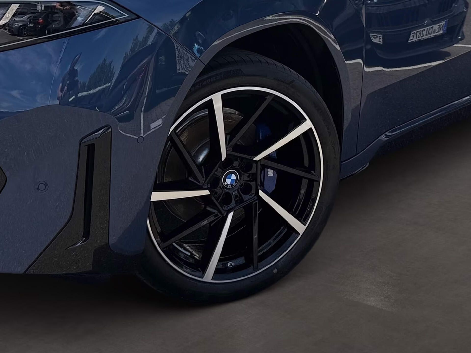 BMW iX3, 50 xDrive M-Sport HuD Pano Taž - fotka 5