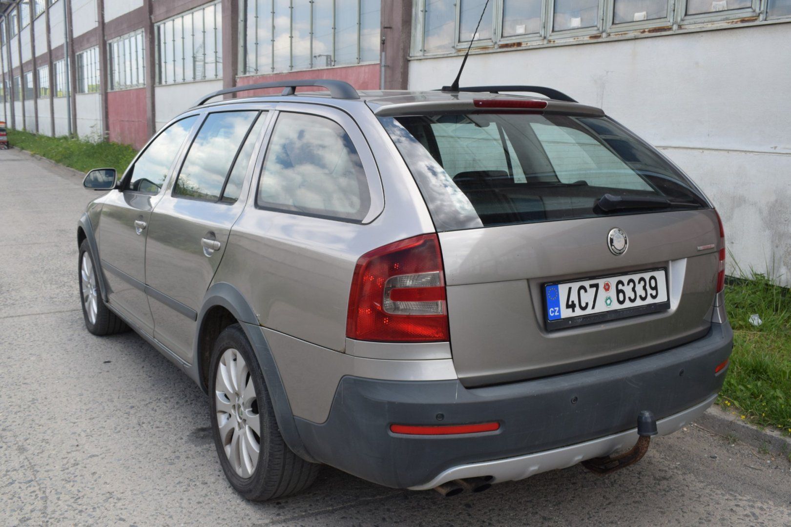 Škoda Octavia, scout - fotka 3