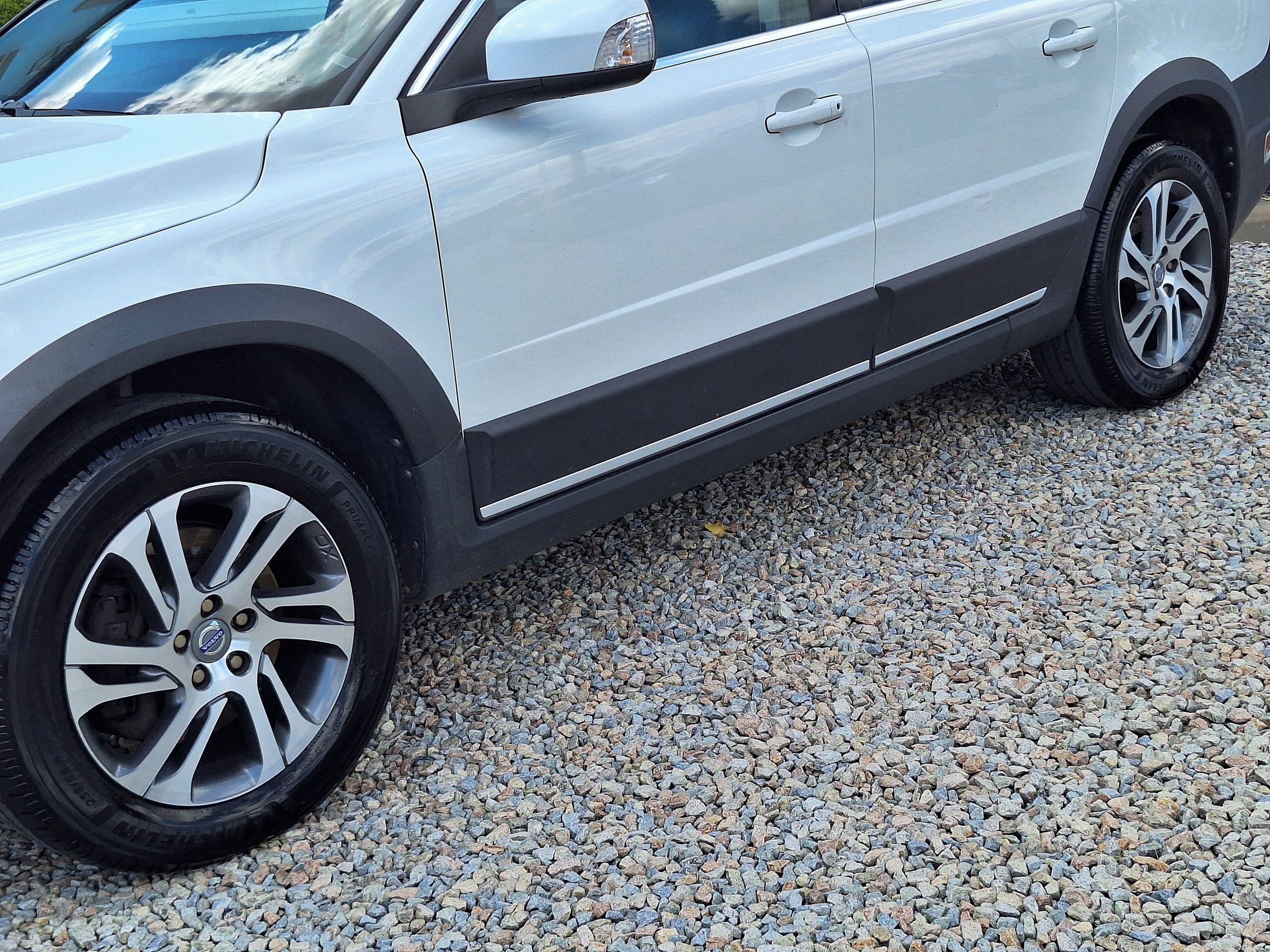 Volvo XC70, D5 AWD MANUÁL - fotka 5
