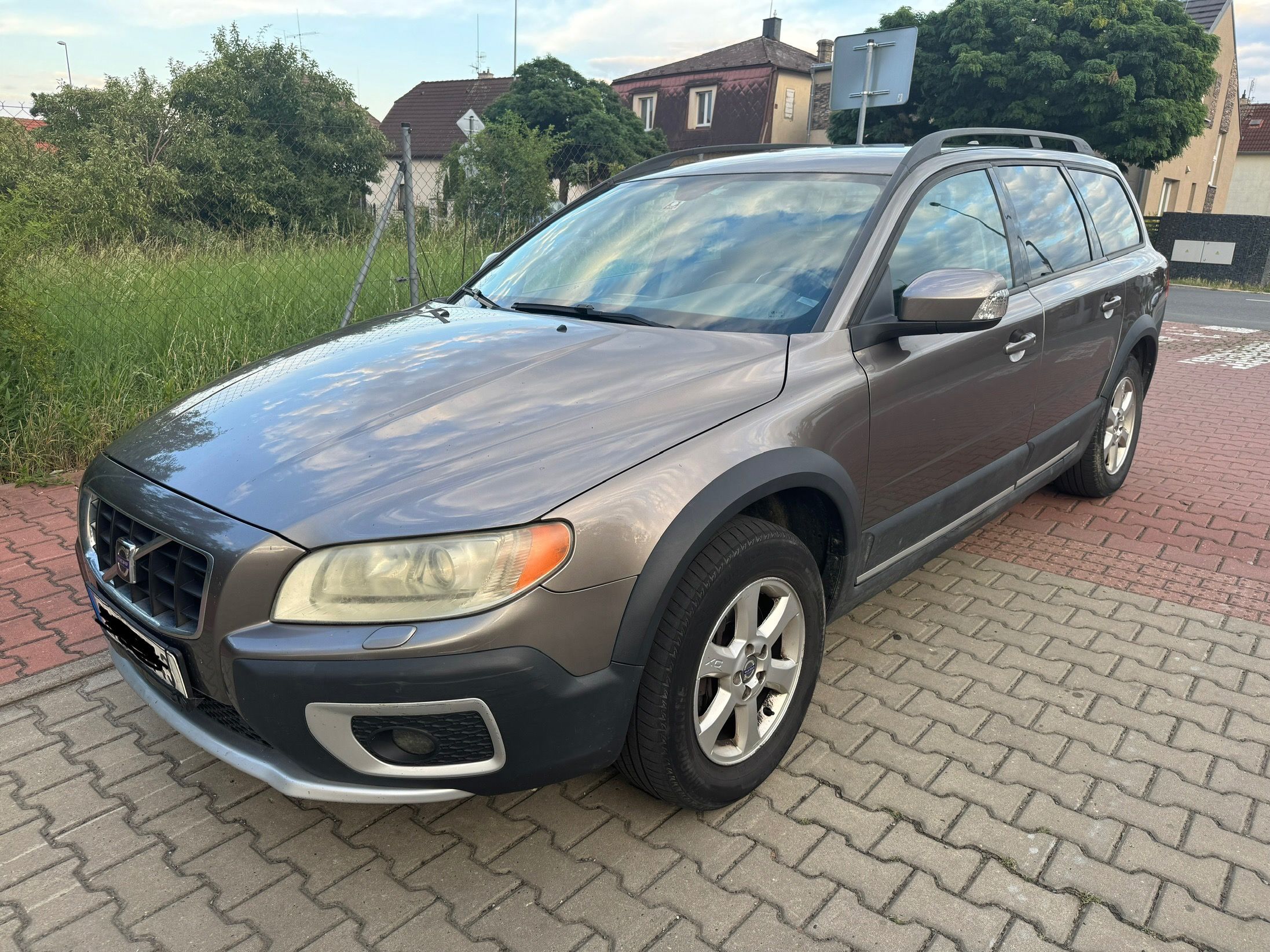 Volvo XC70, Volvo XC70 D5 136 kw - fotka 6