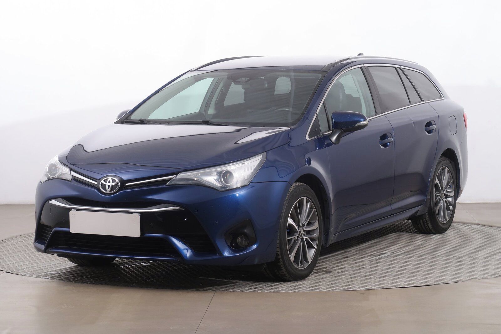 Toyota Avensis, 2.0 D-4D, Serv.kniha - fotka 2