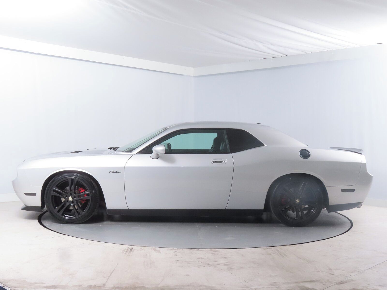 Dodge Challenger, 3.5 V6, Automat, Kůže - fotka 3
