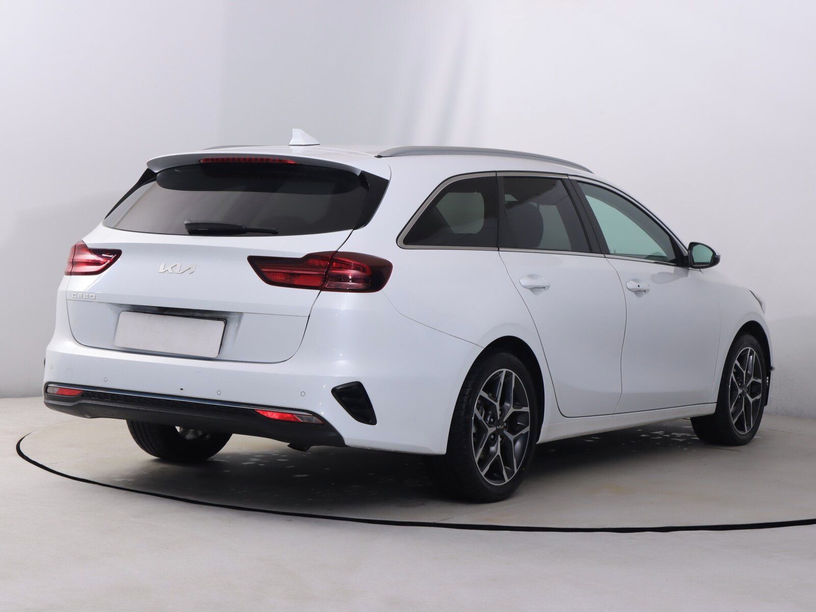 Kia Cee´d, 1.5 T-GDI, Automat, Serv.kniha - fotka 5