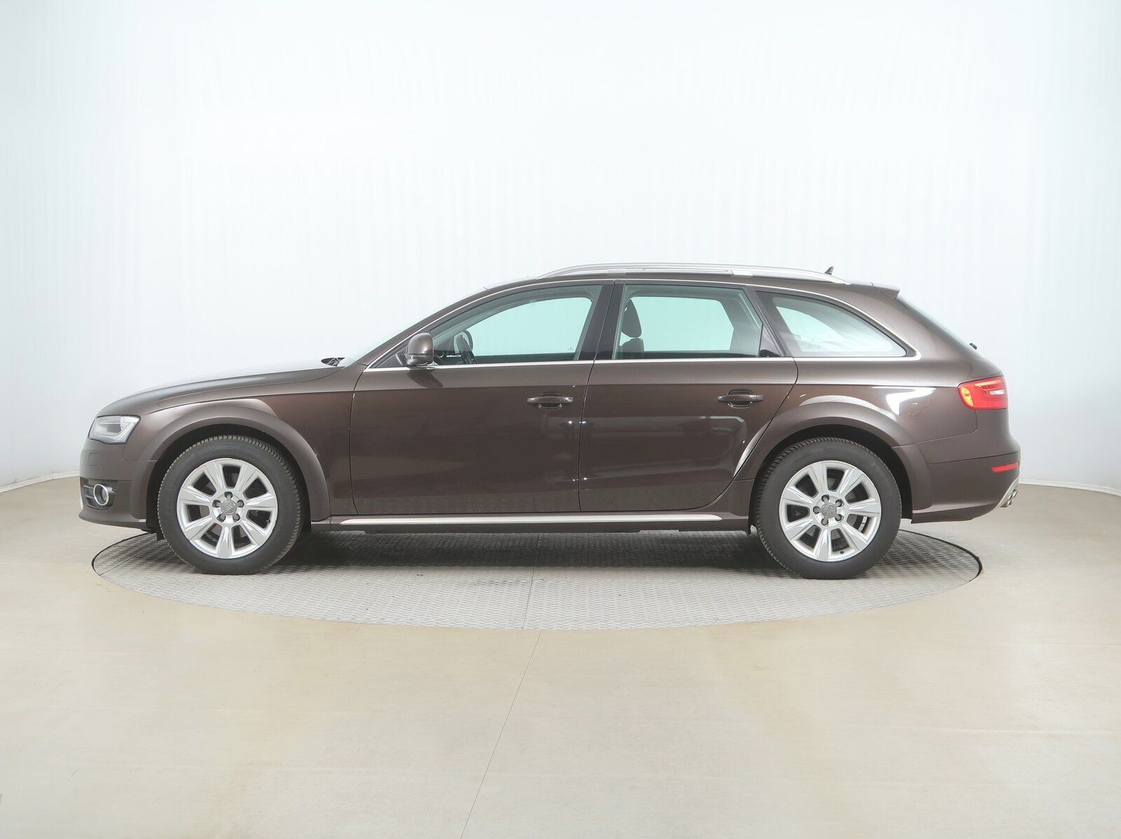 Audi A4 allroad, 2.0 TDI, 4X4, Automat, Kůže - fotka 3