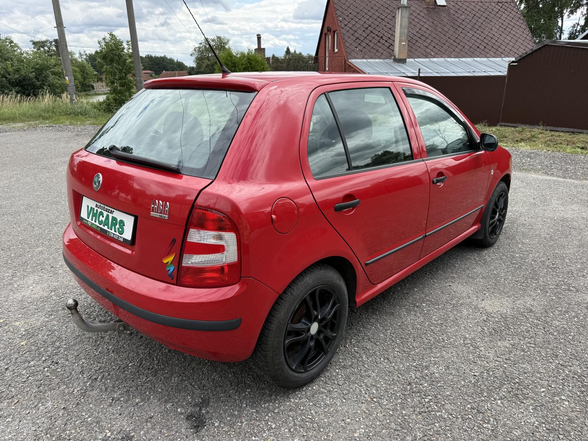 Škoda Fabia, 1,4i Tažné - fotka 4