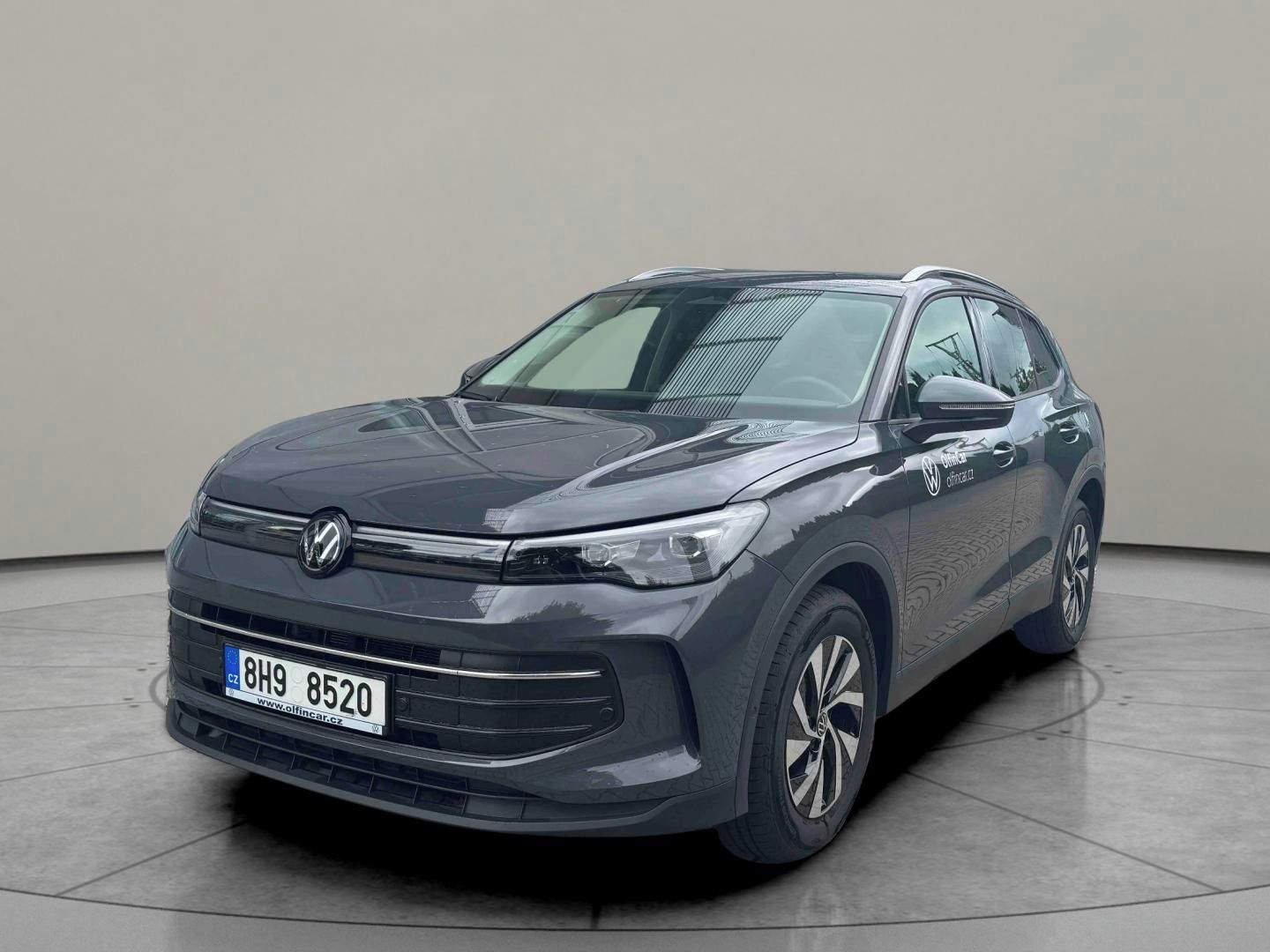 Volkswagen Tiguan, People