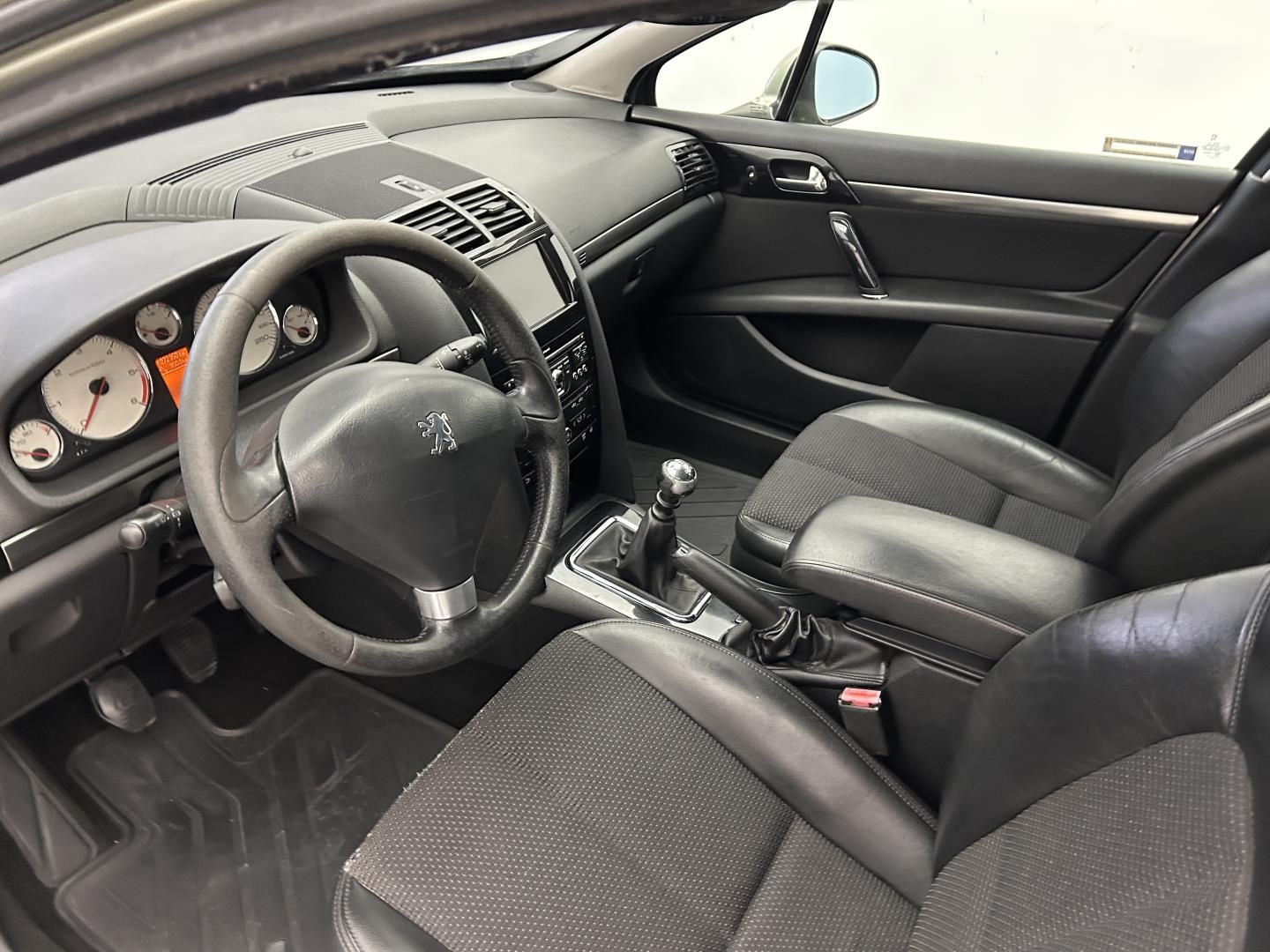 Peugeot 407, 2.0HDI 125kW - fotka 6