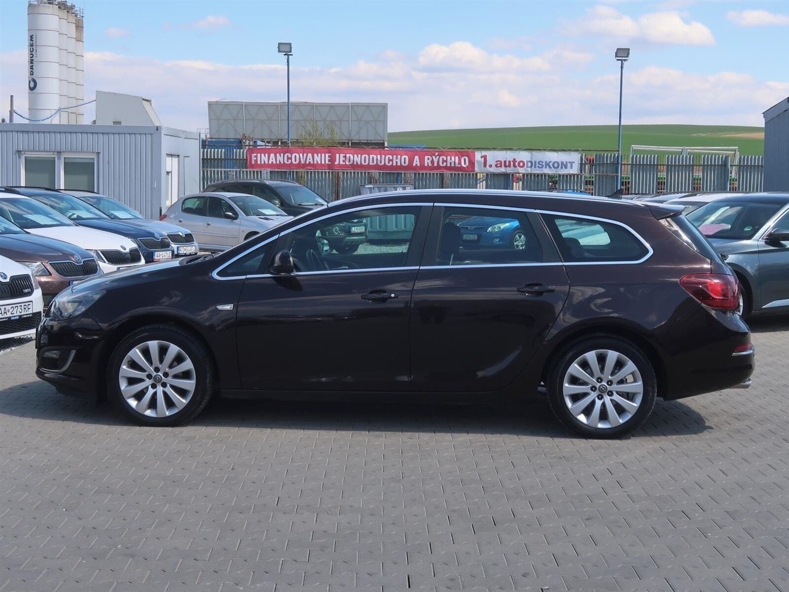 Opel Astra, 1.4 T, Kožené sedačky - fotka 3