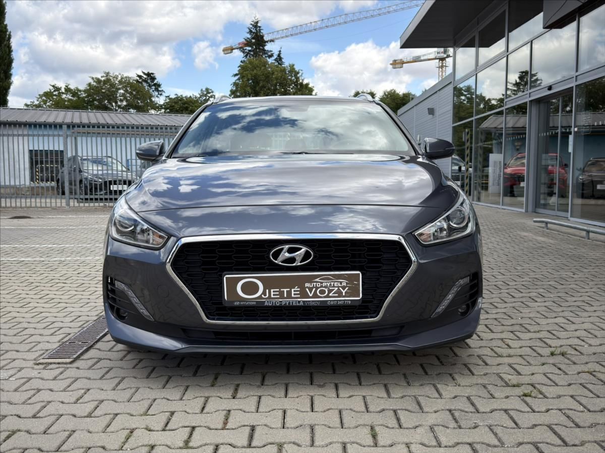 Hyundai i30, 1,4 T-GDi, MT  WG Komfort - fotka 3