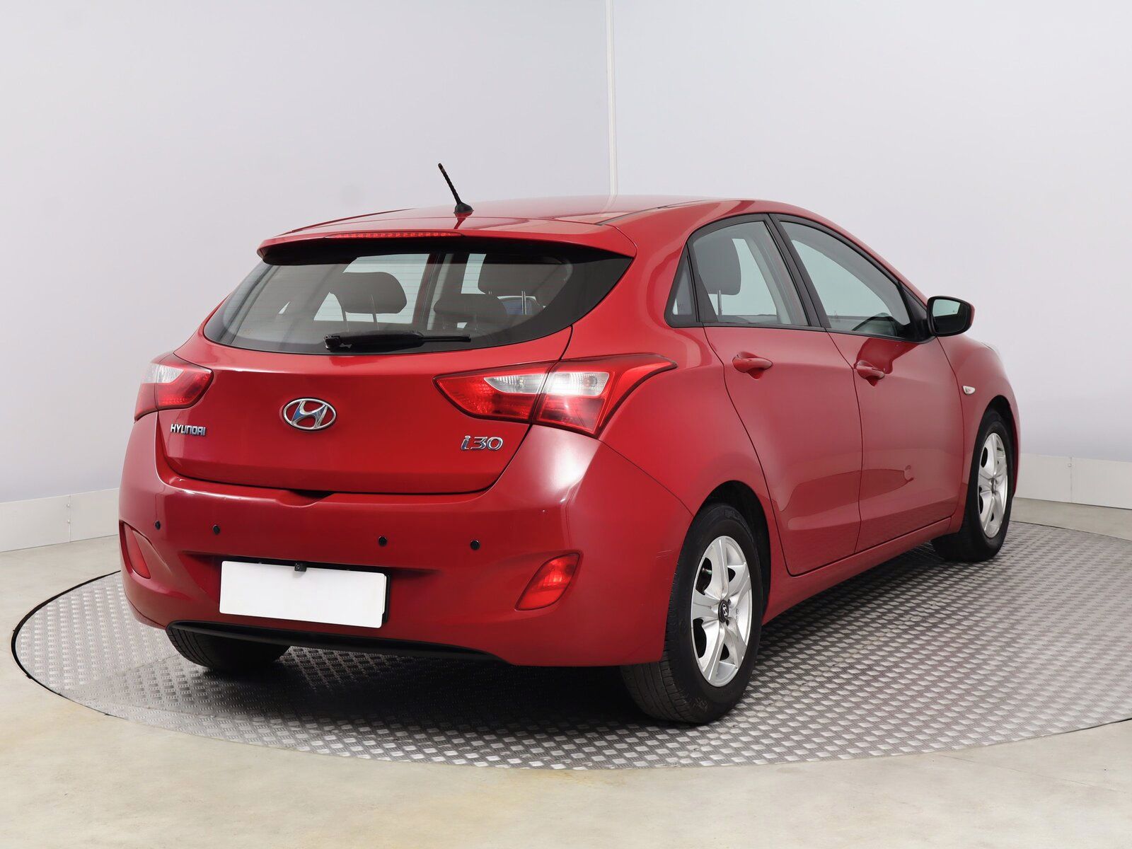 Hyundai i30, 1.4 CVVT, ČR,1.maj, Serv.kniha - fotka 5