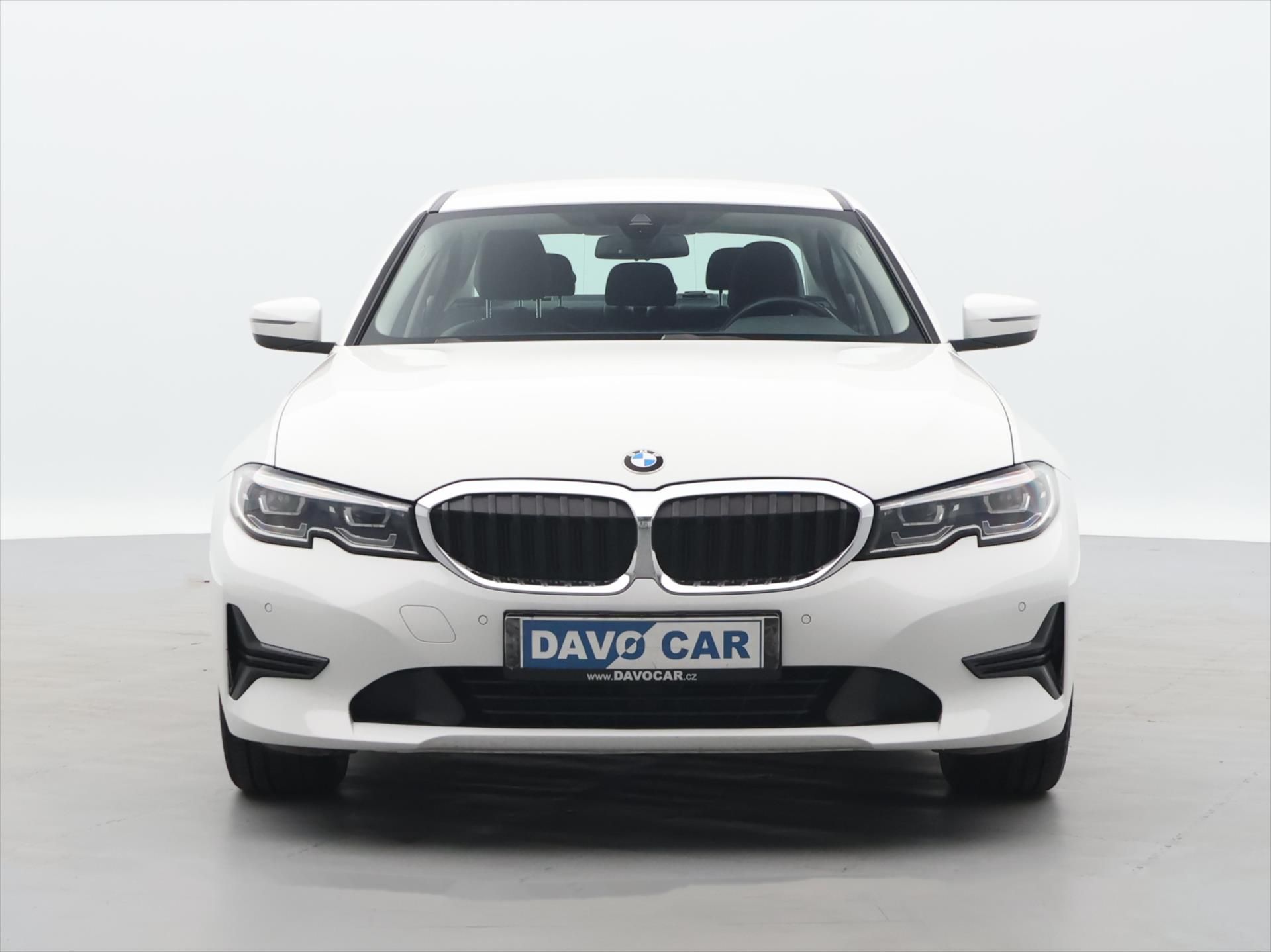 BMW Řada 3, 2,0 320d 140KW xDrive ADVANTAG - fotka 2