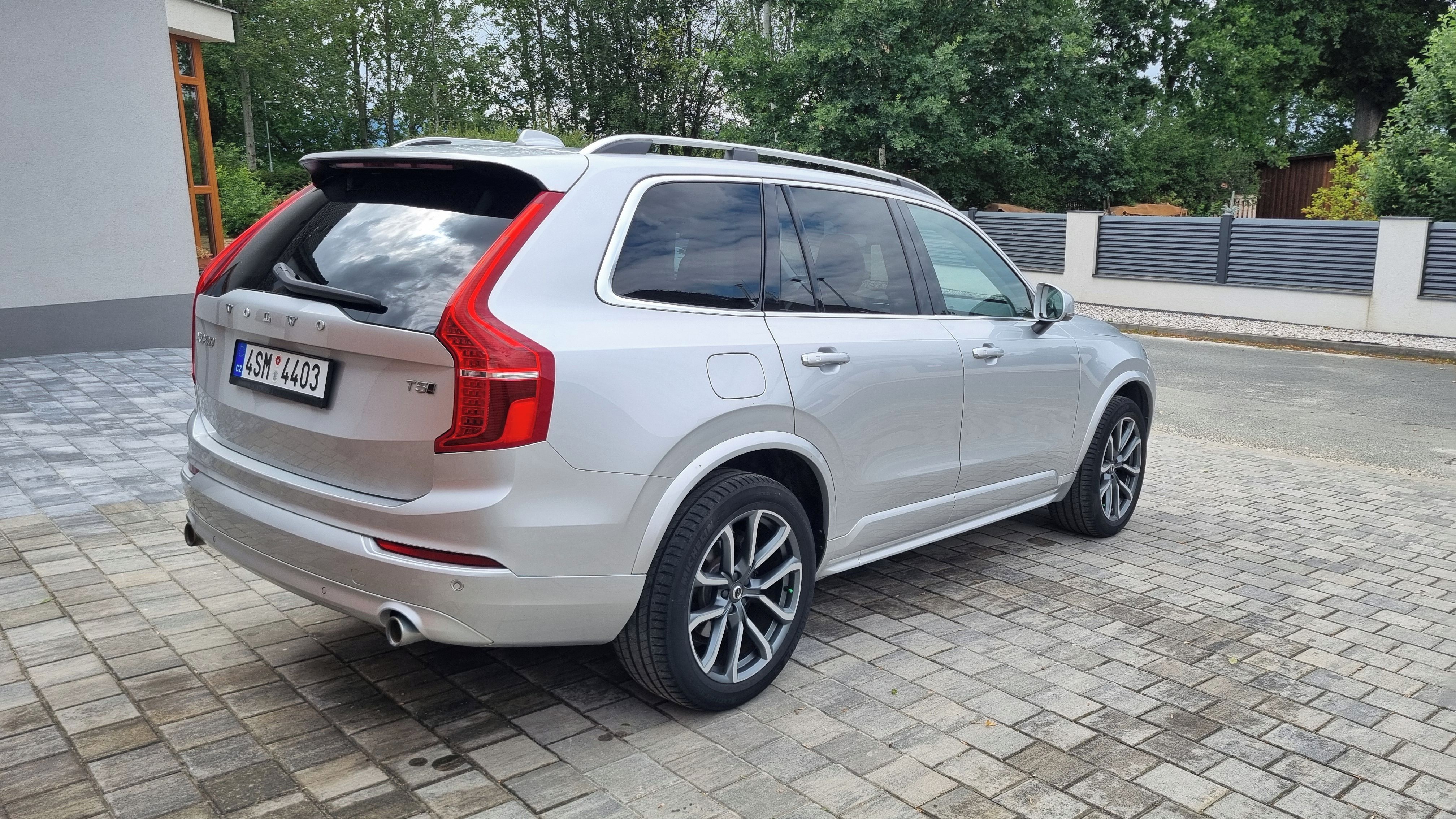 Volvo XC90, T5 AWD 7 míst - fotka 5