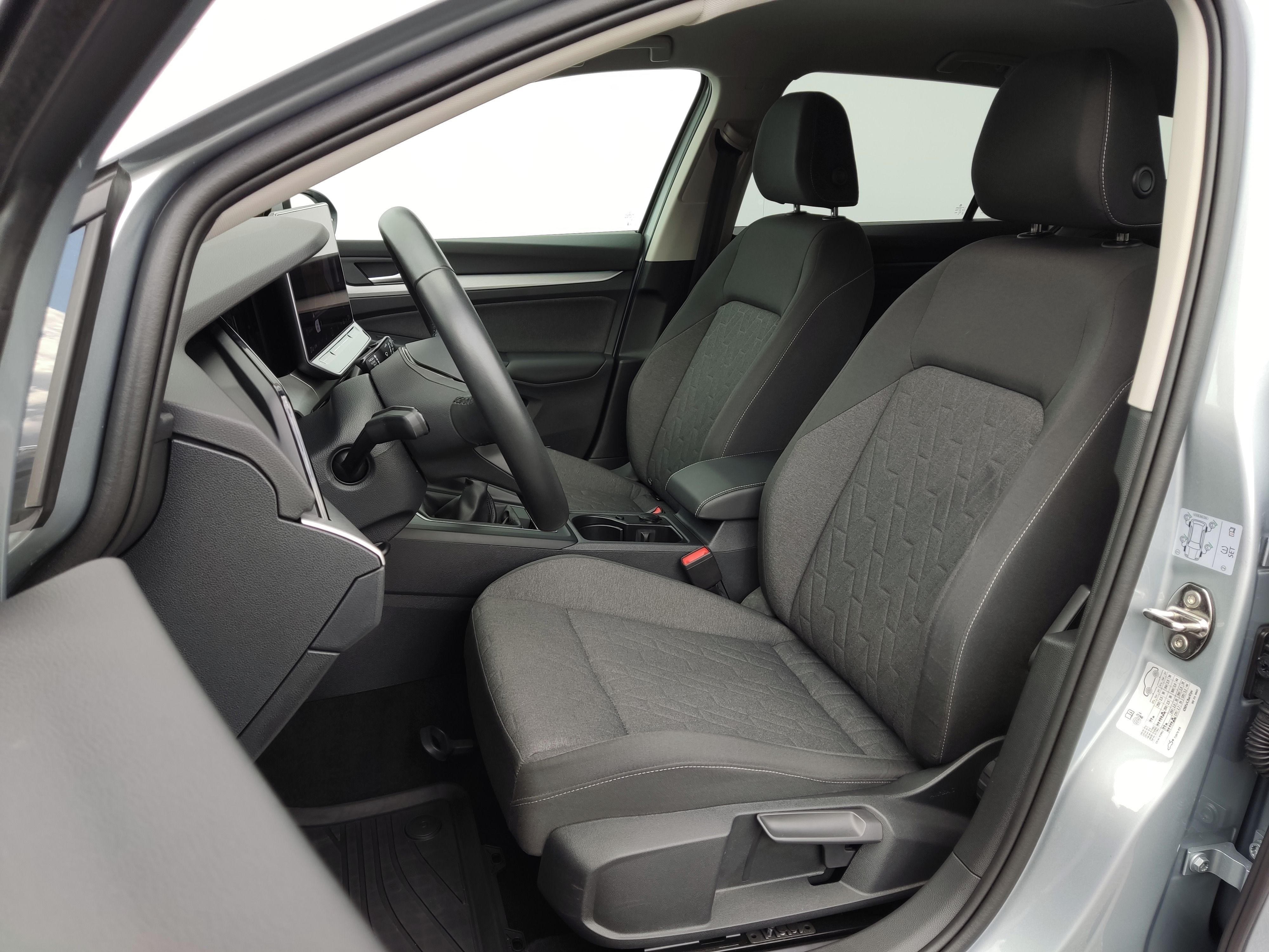 Volkswagen Golf, Variant 1.5 TSI 110 kW People - fotka 6