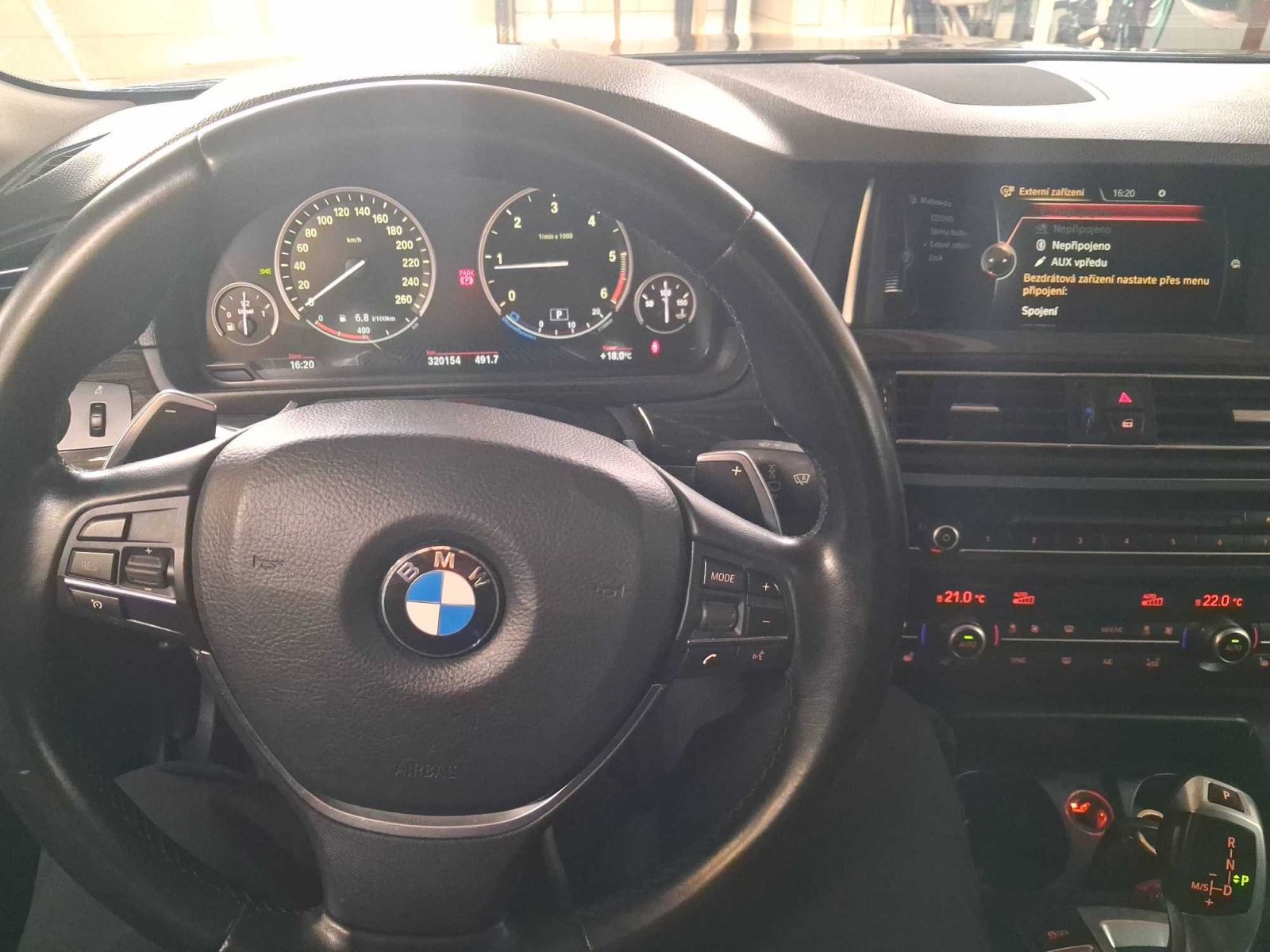 BMW Řada 5, 520d, Automat - fotka 3