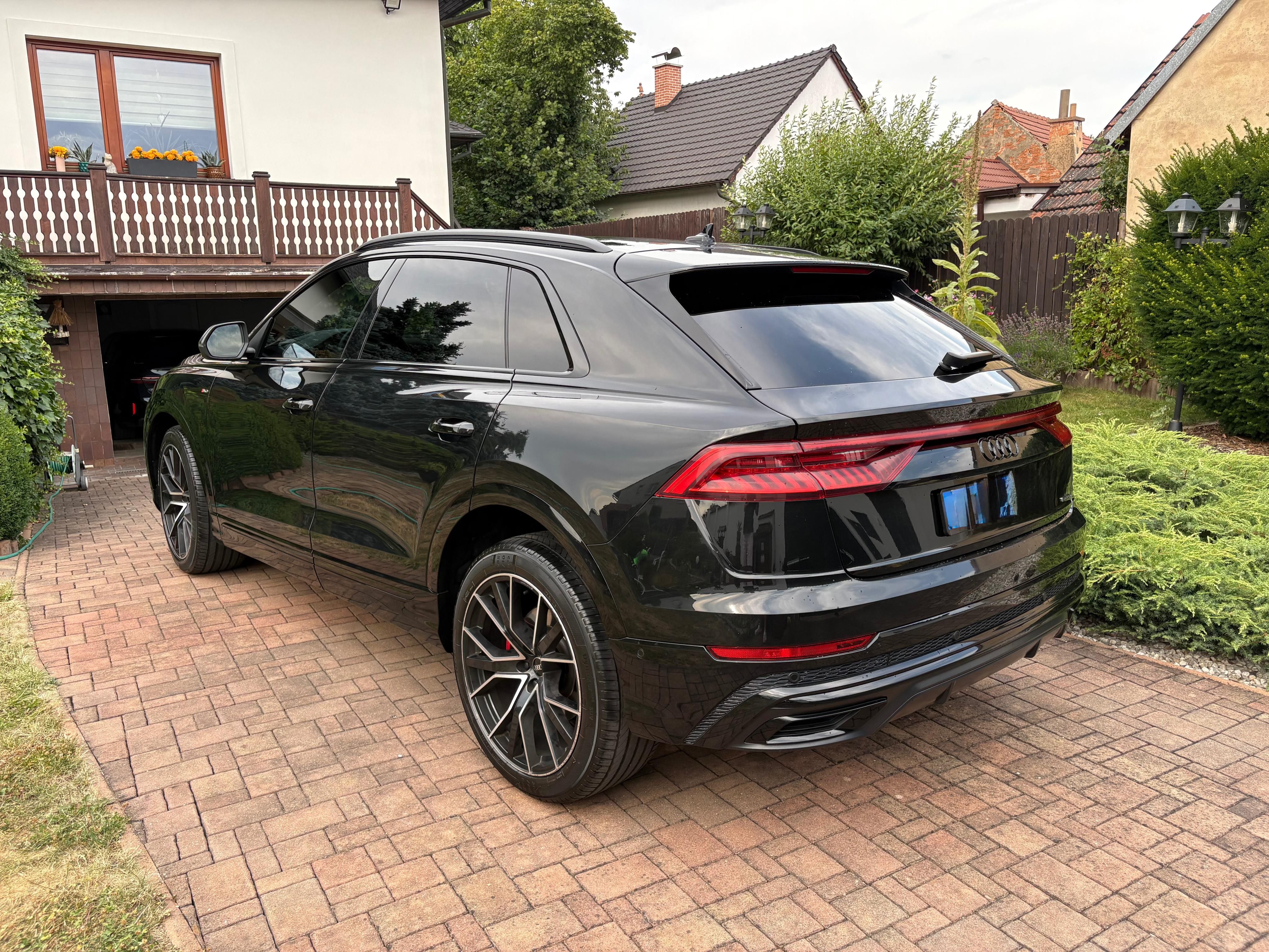 Audi Q8, Audi Q8 45TDI, v zaruce - fotka 5