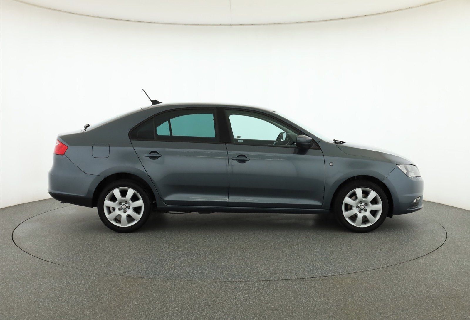 Seat Toledo, 1.2 TSI, Serv.kniha - fotka 6