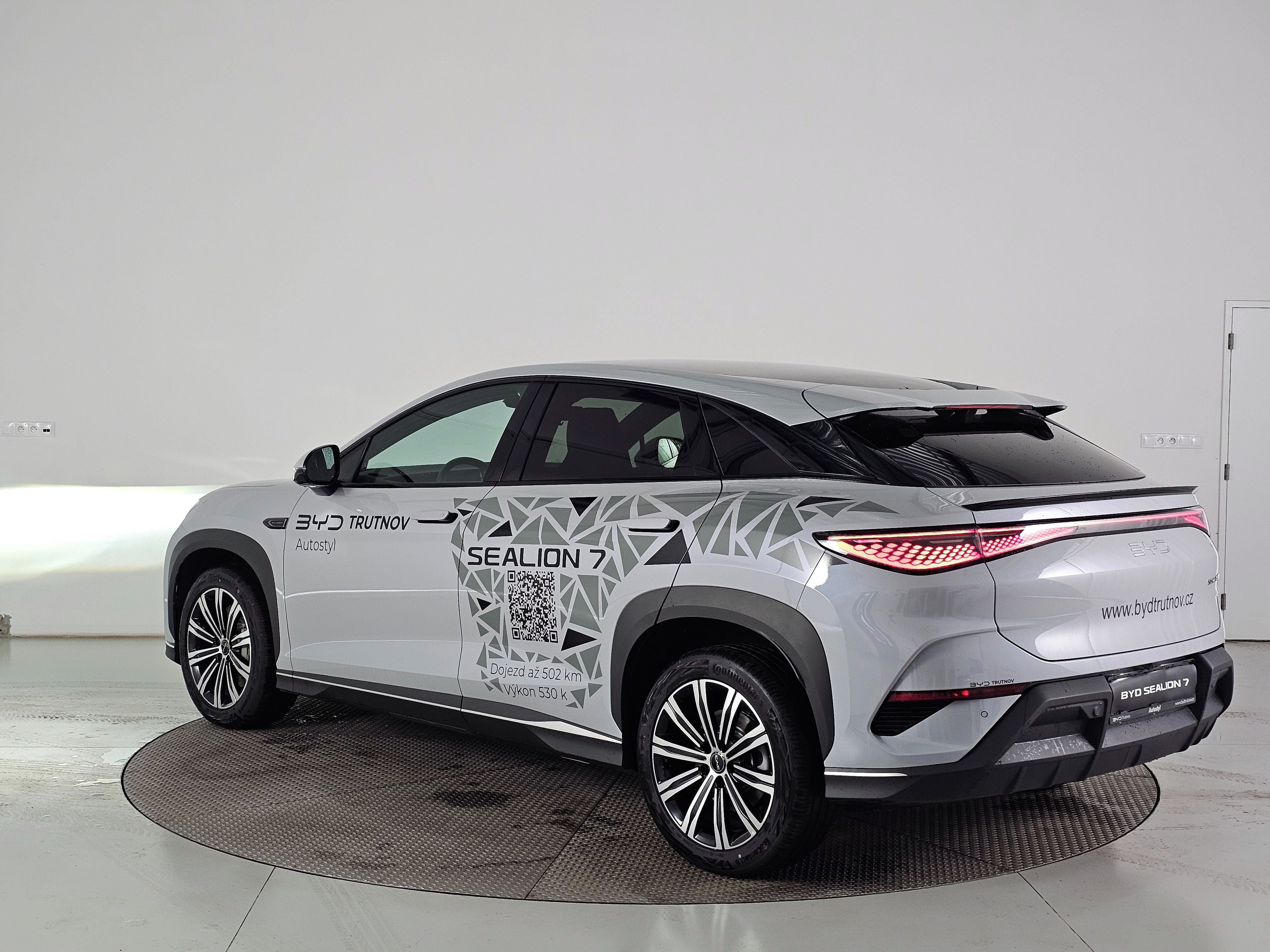 BYD Sealion 7, 313K COMFORT 82,5kWh - fotka 3