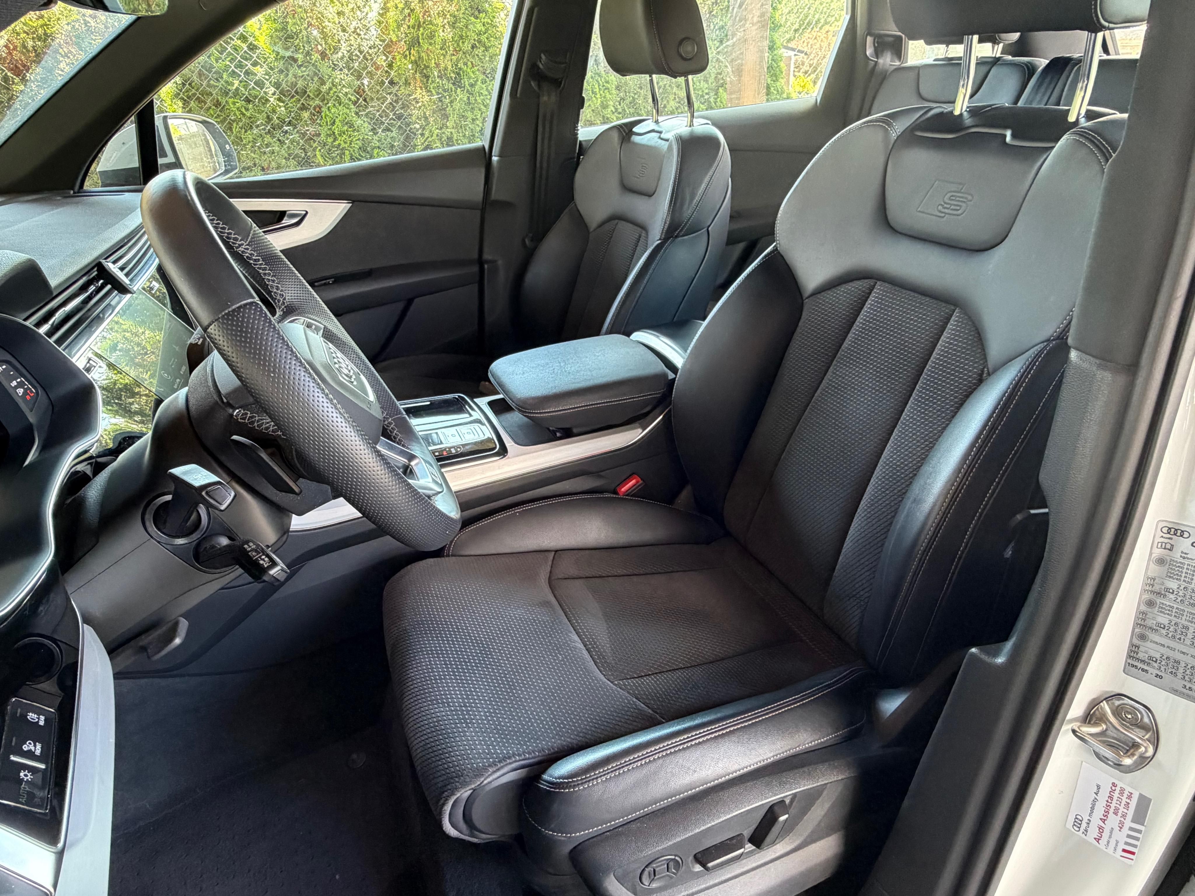 Audi Q7, 50 TDI Sline - fotka 6