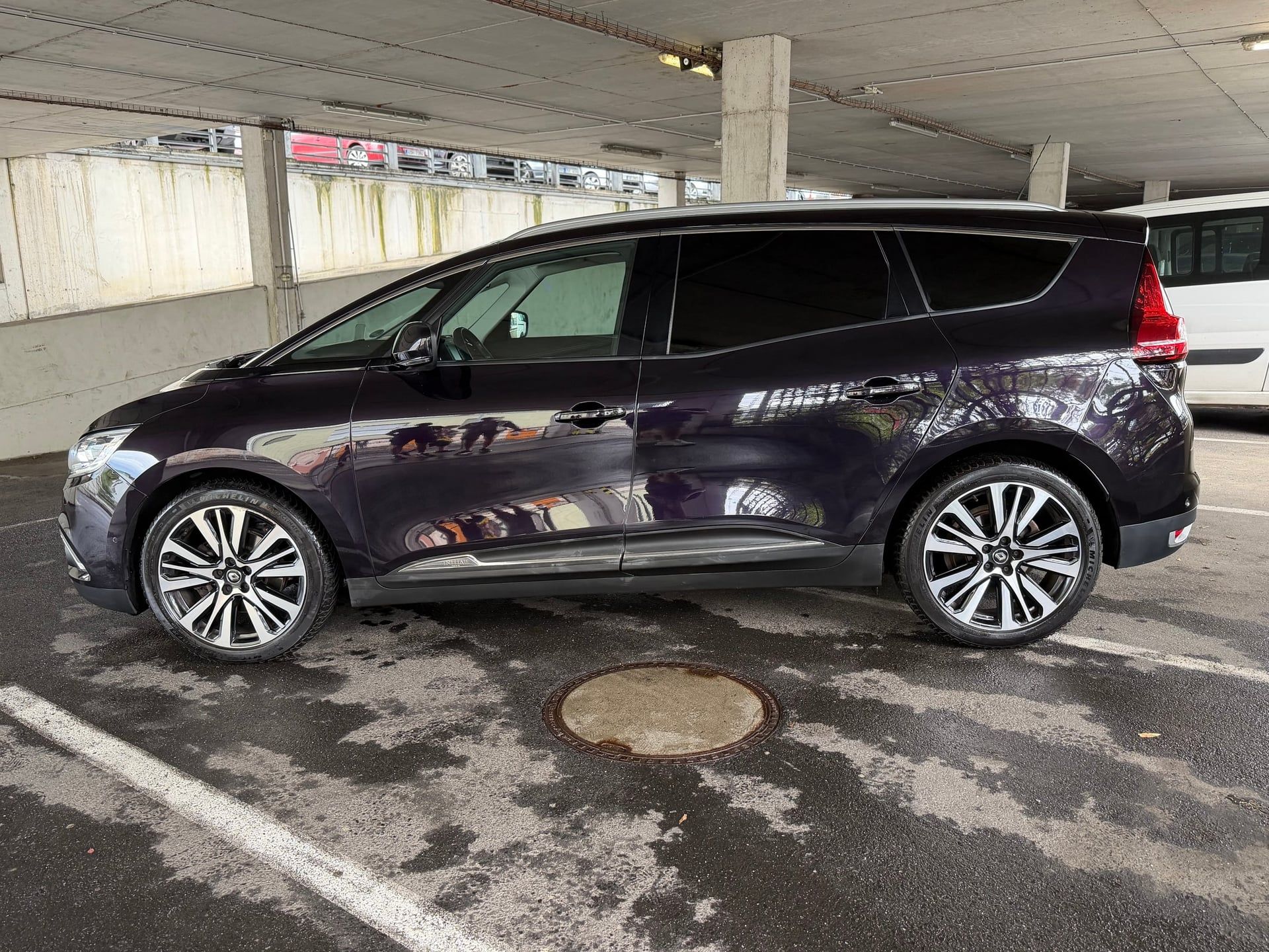 Renault Grand Scénic, 1.3 TCe/Initiale Paris/servis - fotka 6