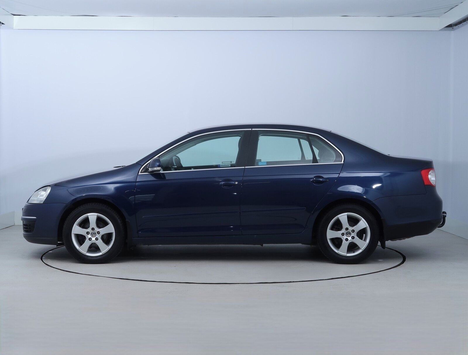 Volkswagen Jetta, 1.6, Automatická klima - fotka 3