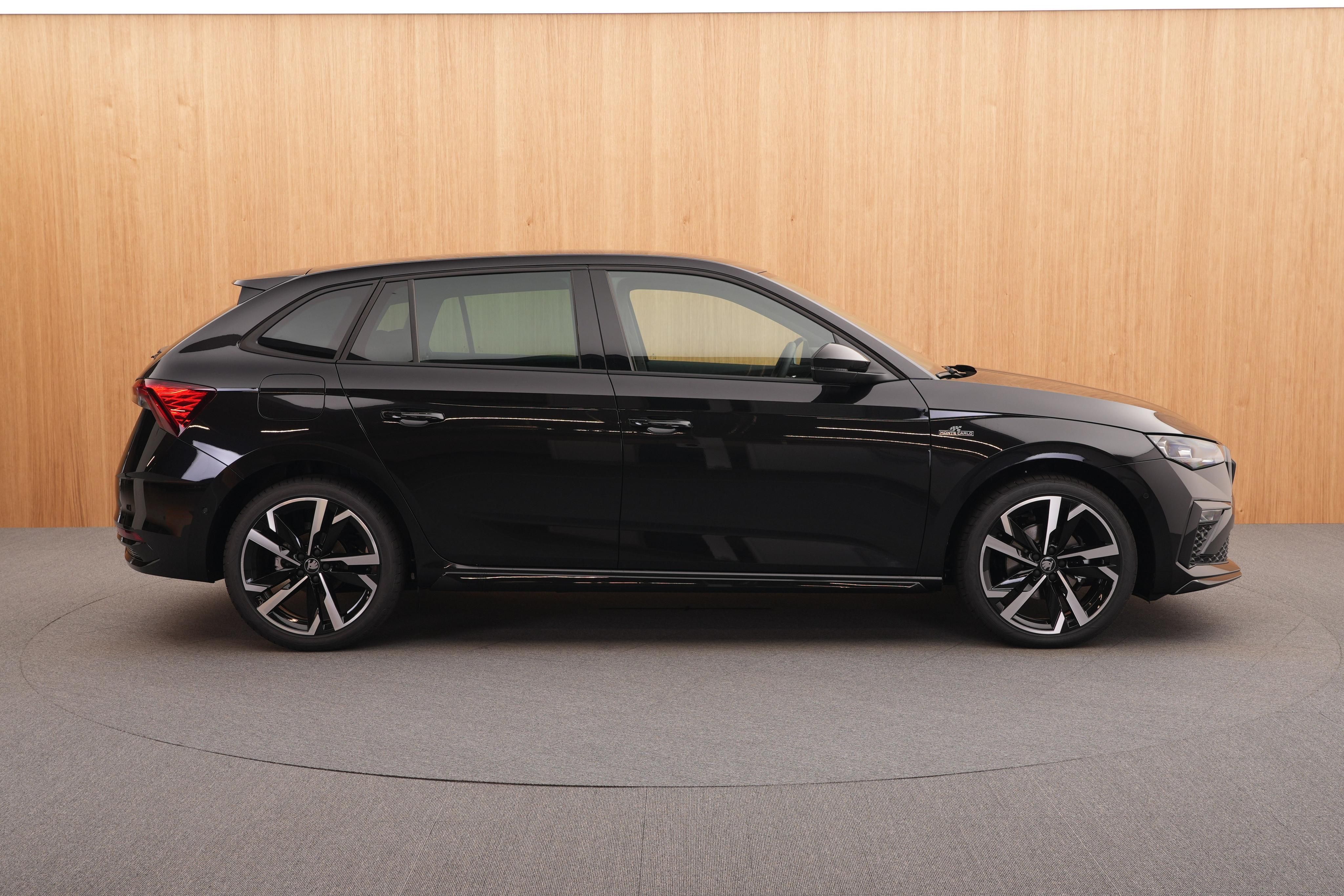 Škoda Scala, Monte Carlo 1.5 TSI DSG - fotka 5