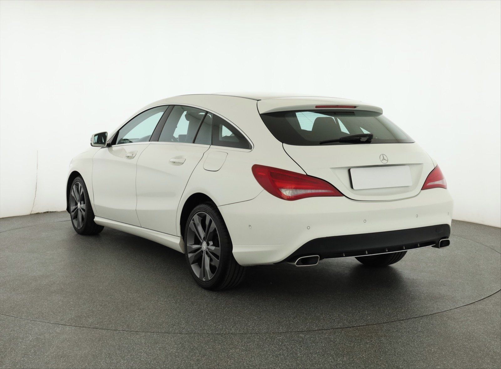 Mercedes-Benz CLA, 180, Automat, Kůže, Navi - fotka 4