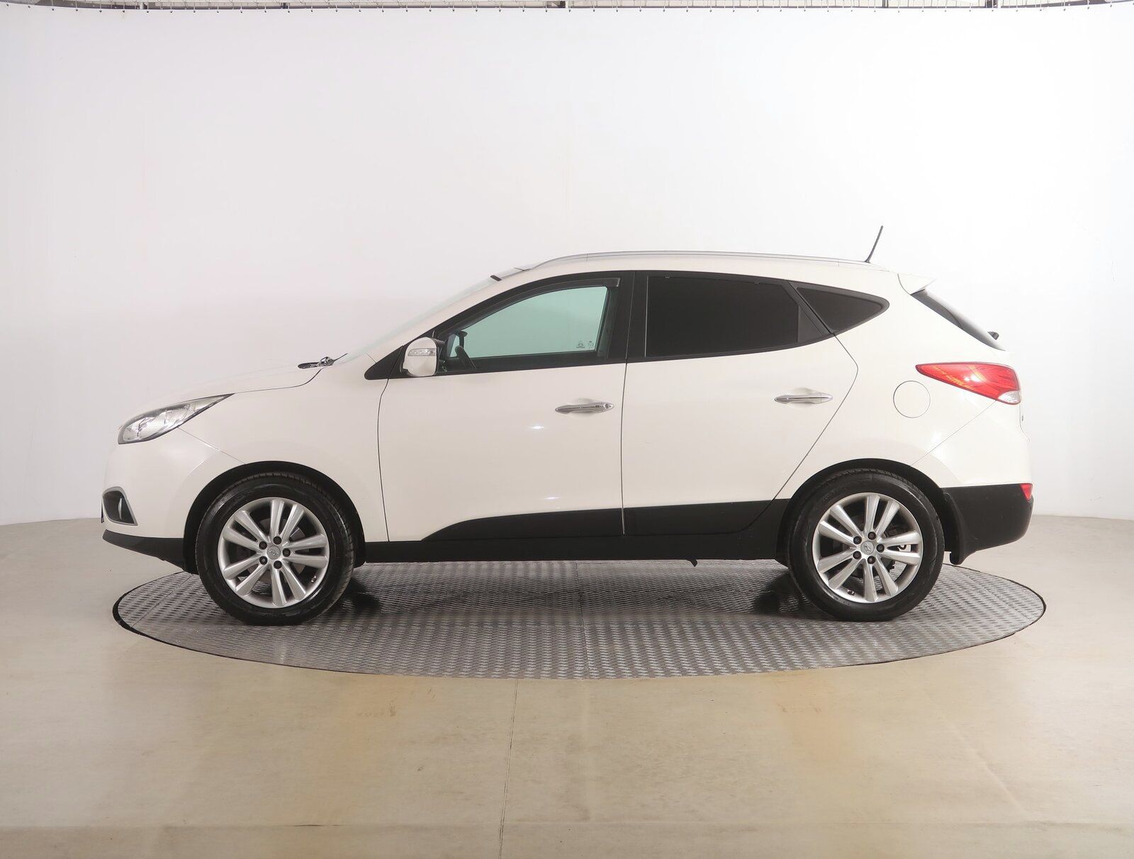 Hyundai ix35, 2.0 CRDi, 4X4, Automat - fotka 3