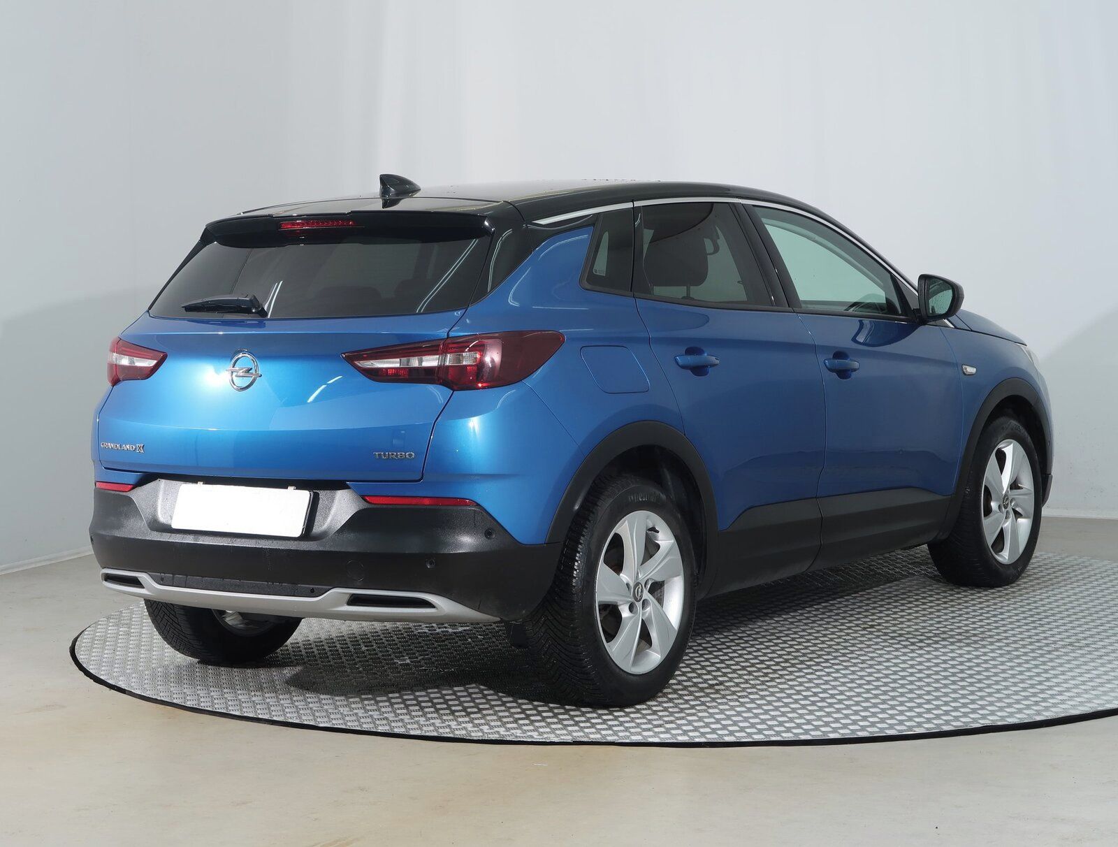 Opel Grandland X, 1.2 Turbo, Kůže - fotka 5
