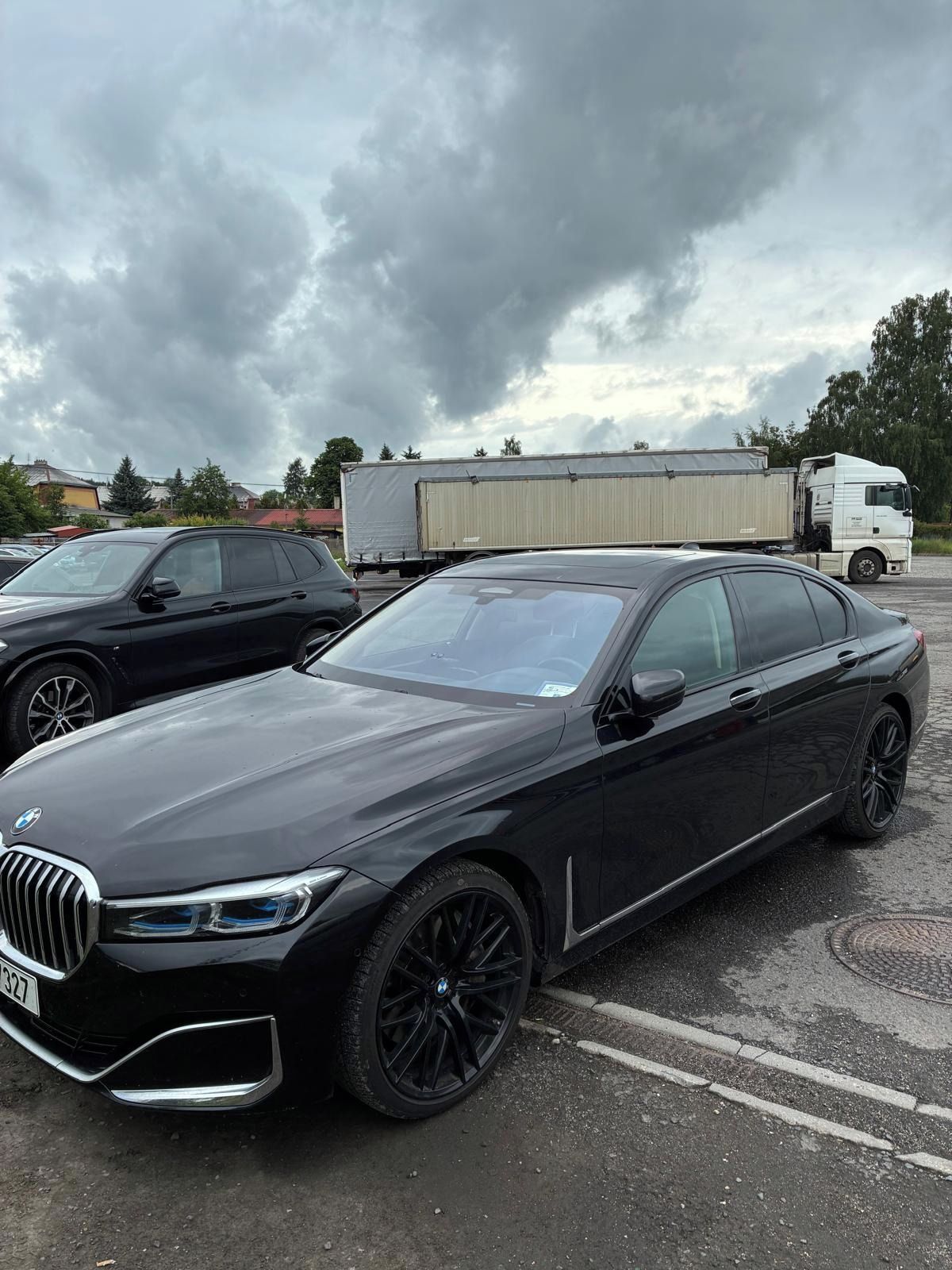 BMW Řada 7, 1 maj.plný servis nová STK