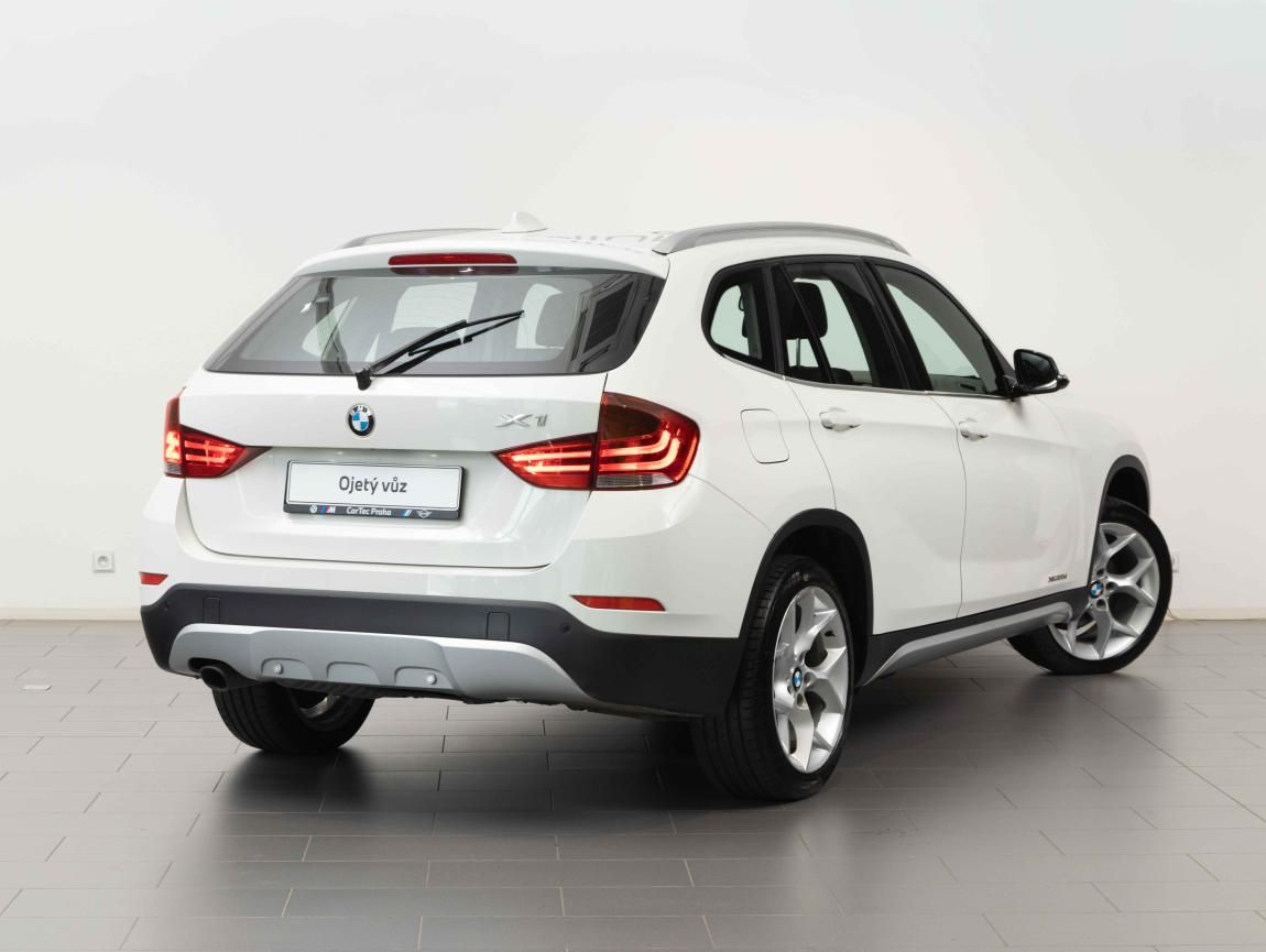 BMW X1, xDrive20d - fotka 5